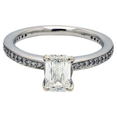 Anello di fidanzamento con diamante Crisscut