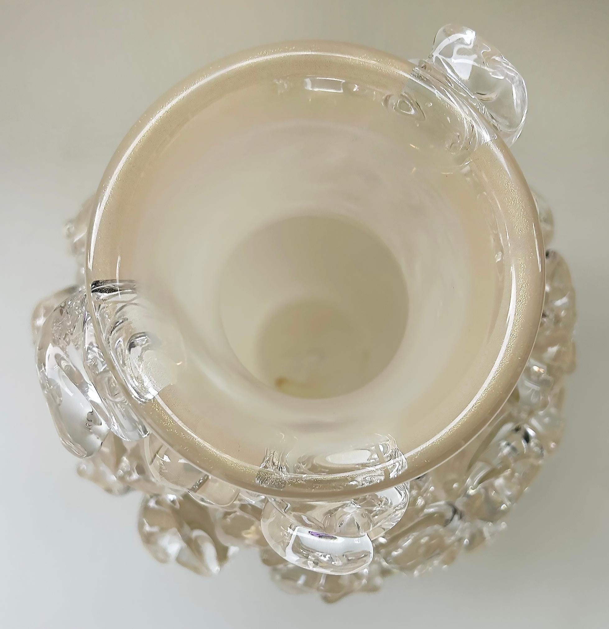 Vaso in vetro traslucido infuso in oro 24 carati con applicazioni di Cristais di Murano in vendita 8