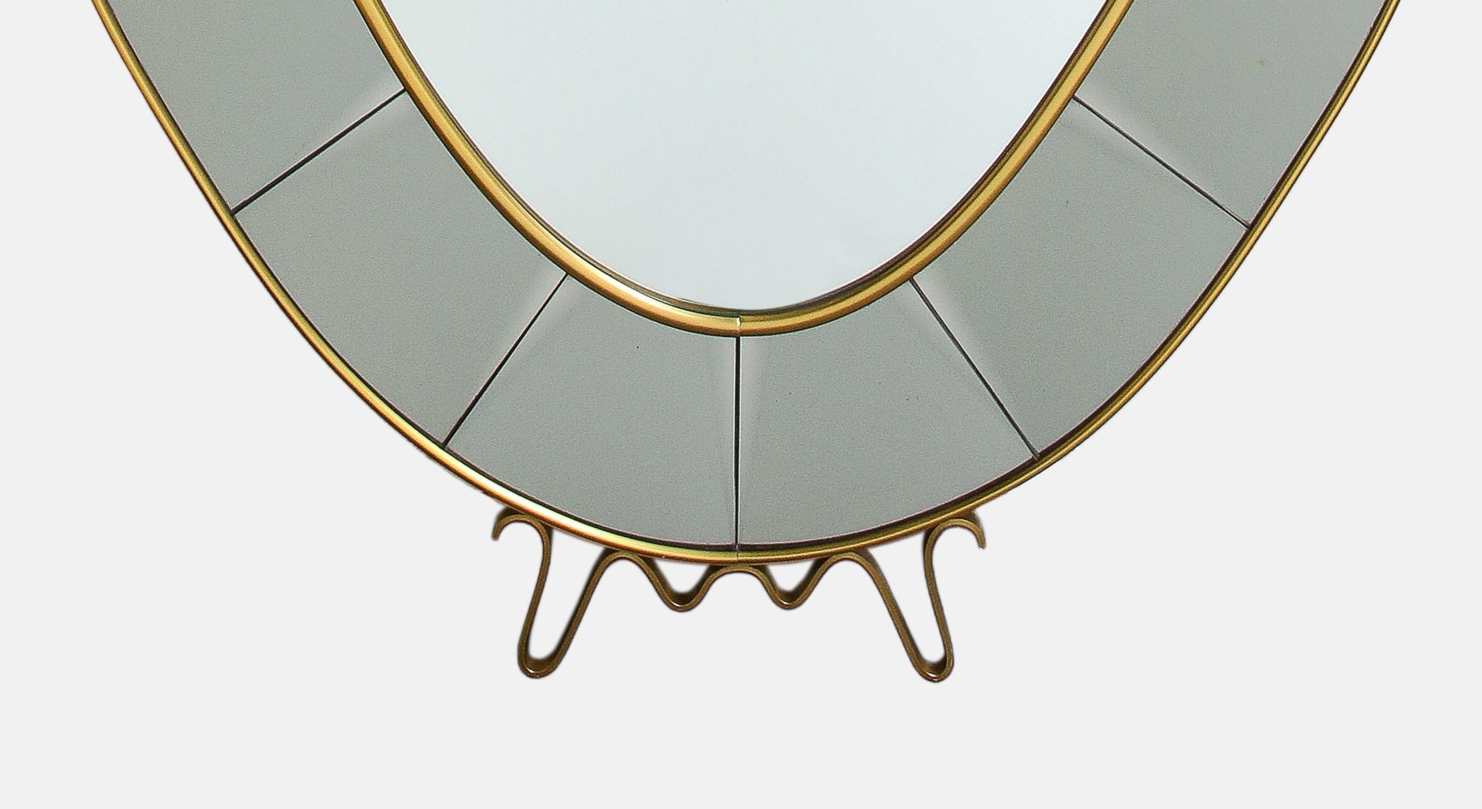Miroir de sol ovale à grande échelle en cristal biseauté taillé à la main avec étagère, Cristal Art en vente 2