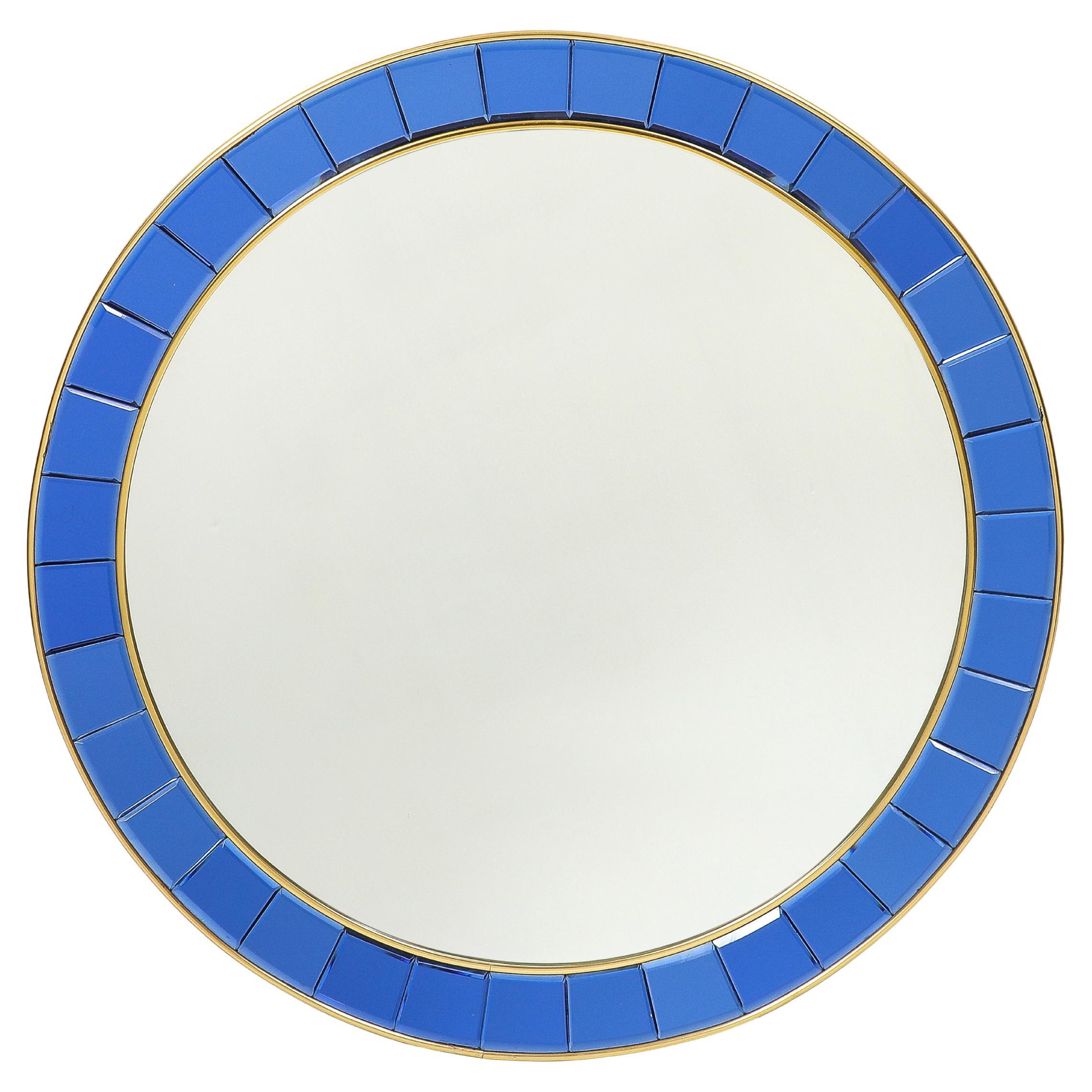 Cristal Art Großer runder handgeschliffener abgeschrägter blauer Kristallspiegel Model No. 2679, 1950er Jahre
