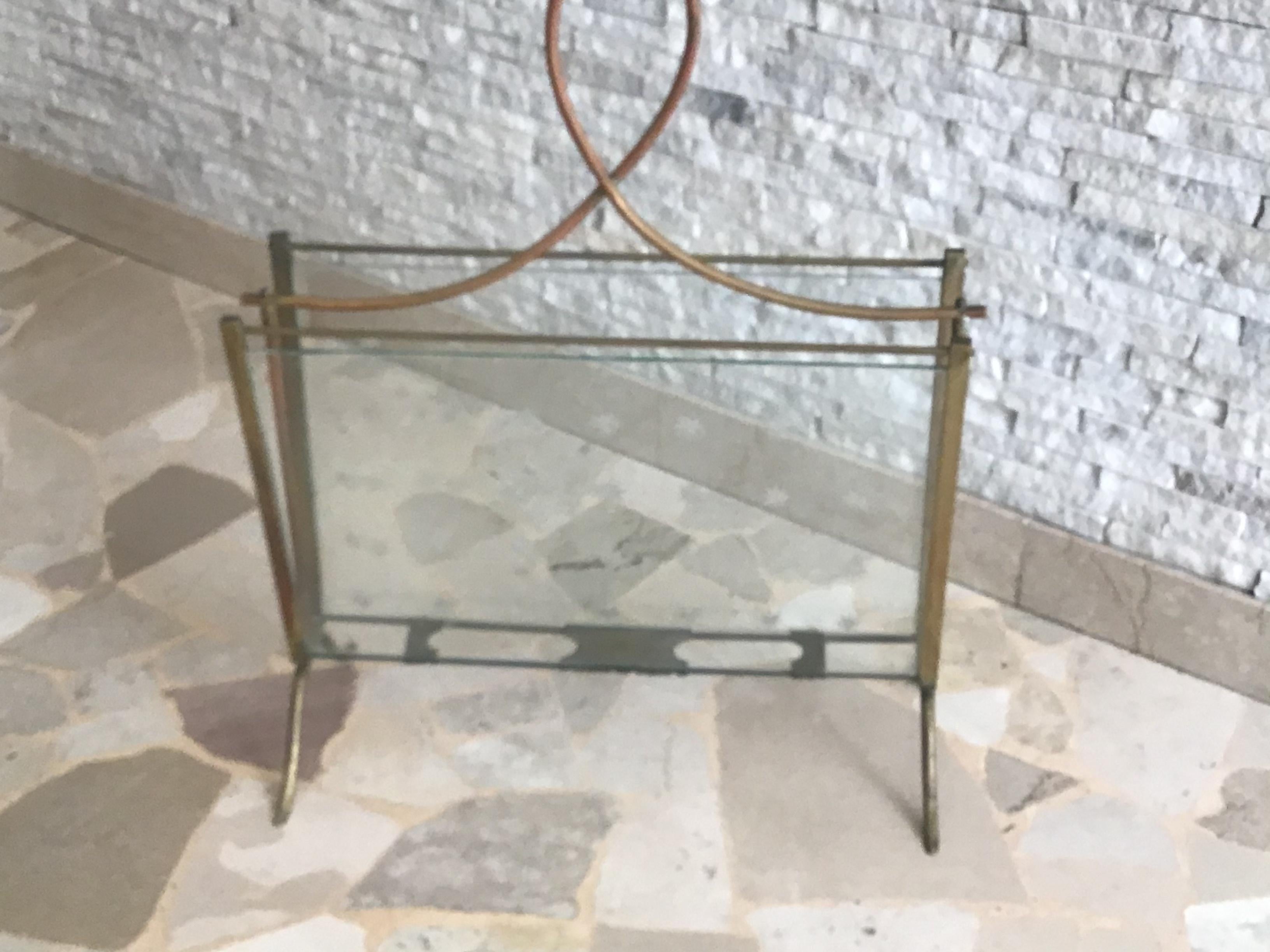 Cristal Art Magazine Holder Brass Glass, 1950, Italy In Good Condition For Sale In Milano, IT