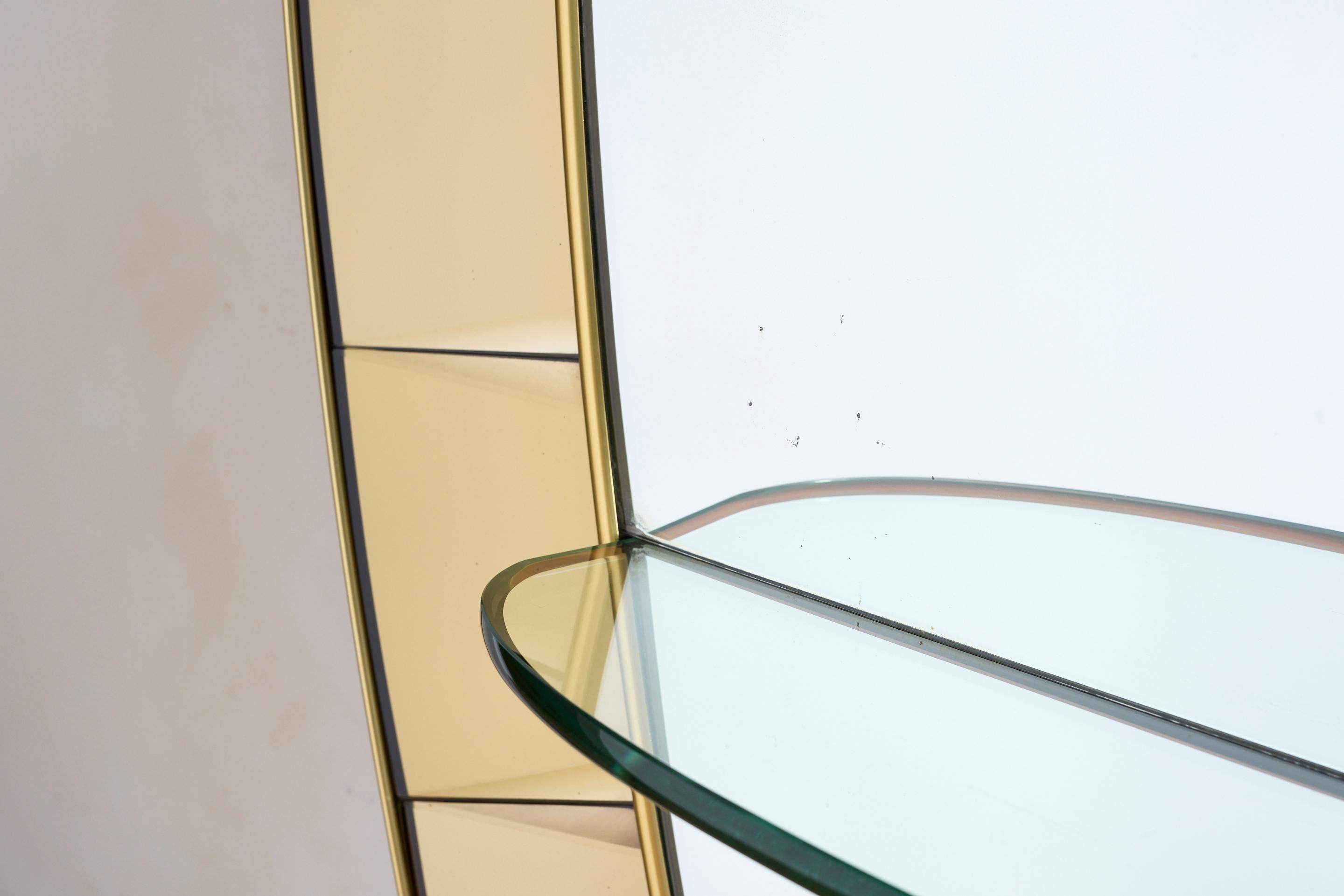 Cristal Art Mirror with Glass Shelf In Good Condition For Sale In Beverly Hills, CA