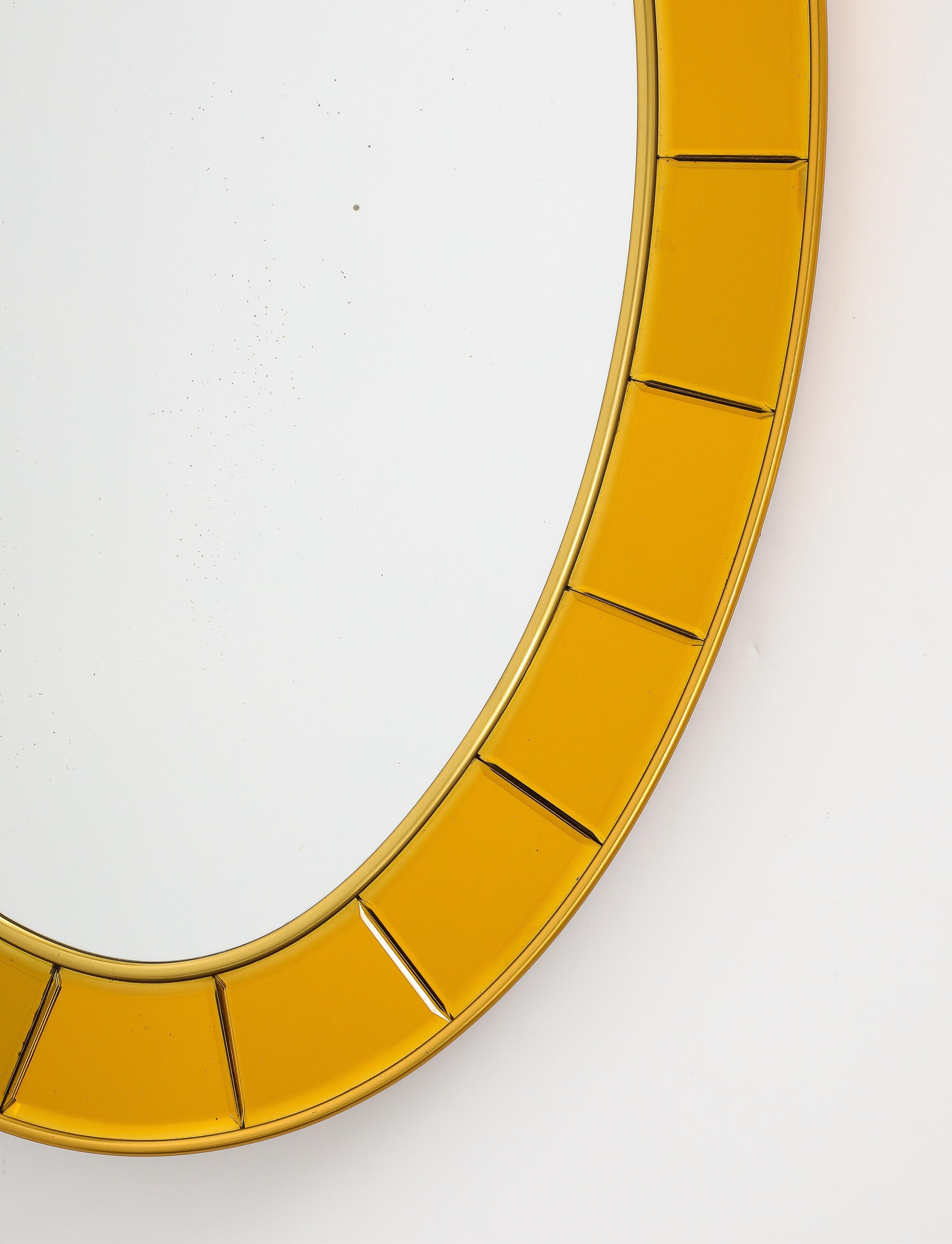 Cristal Arte Miroir ovale en verre biseauté doré taillé à la main Modèle 2727, années 1950 en vente 1