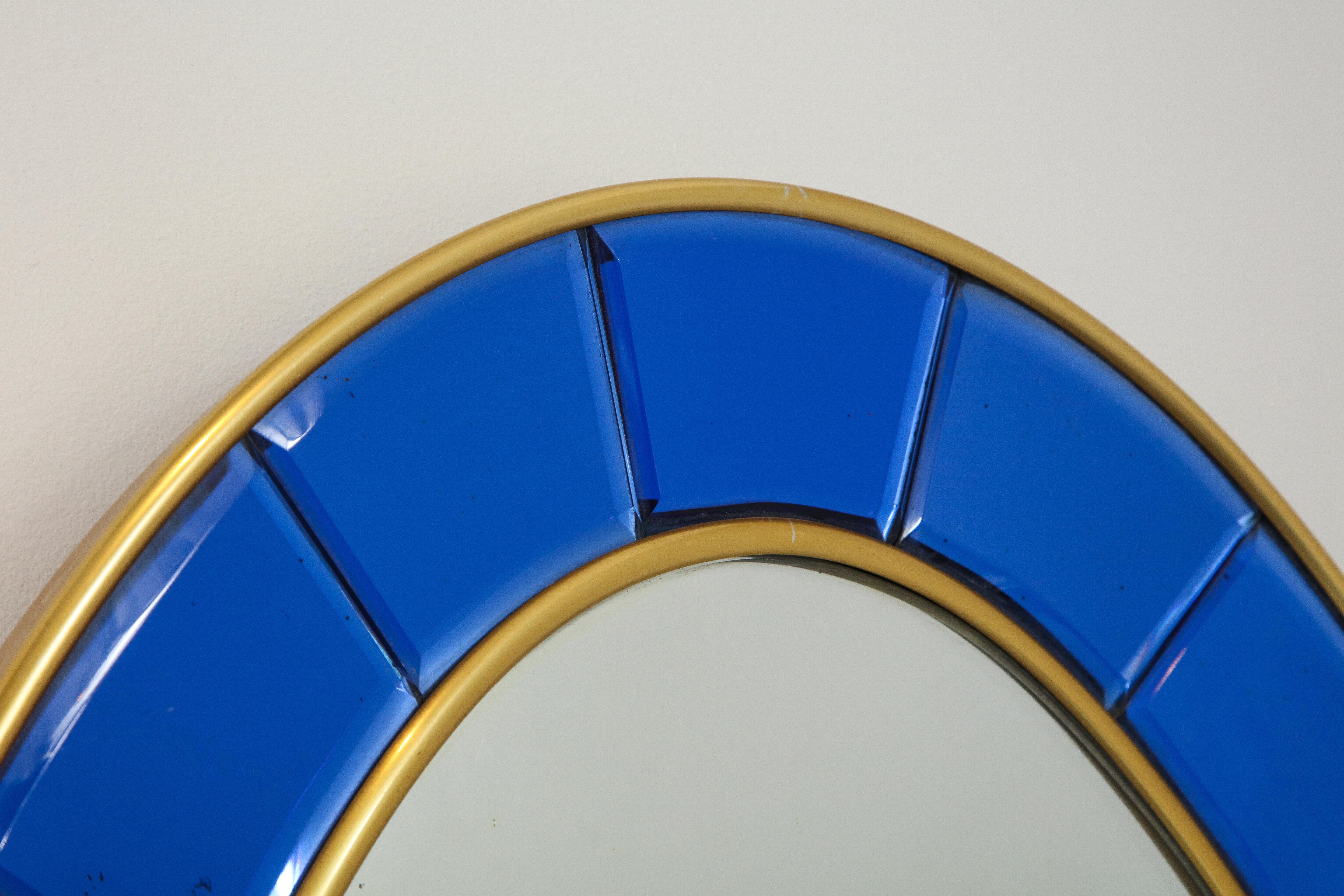 Biseauté Paire de miroirs ovales en verre biseauté bleu taillé à la main de style Cristal Art en vente