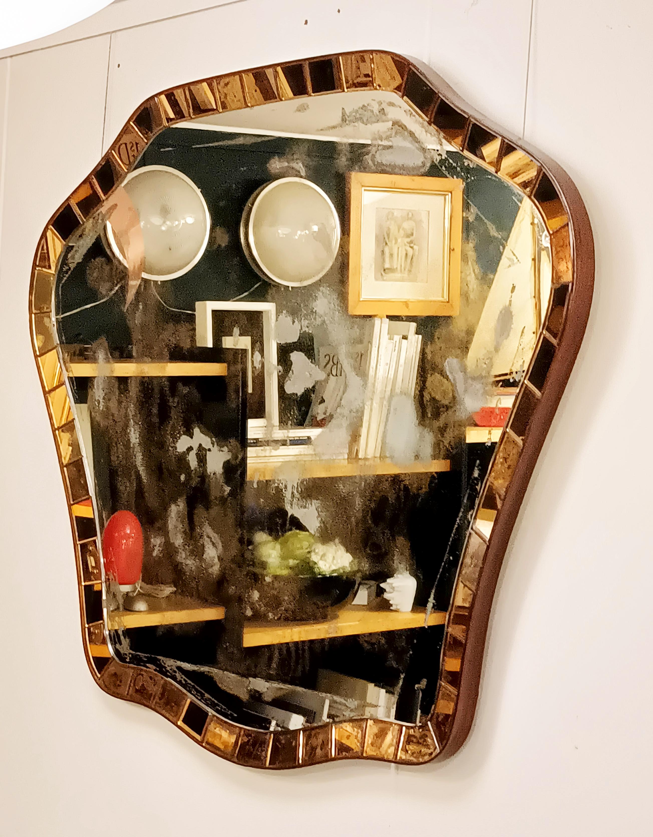 Mid-Century moderno Cristal Art Raro e Grande Specchio da Parete, Italia 1950s in vendita