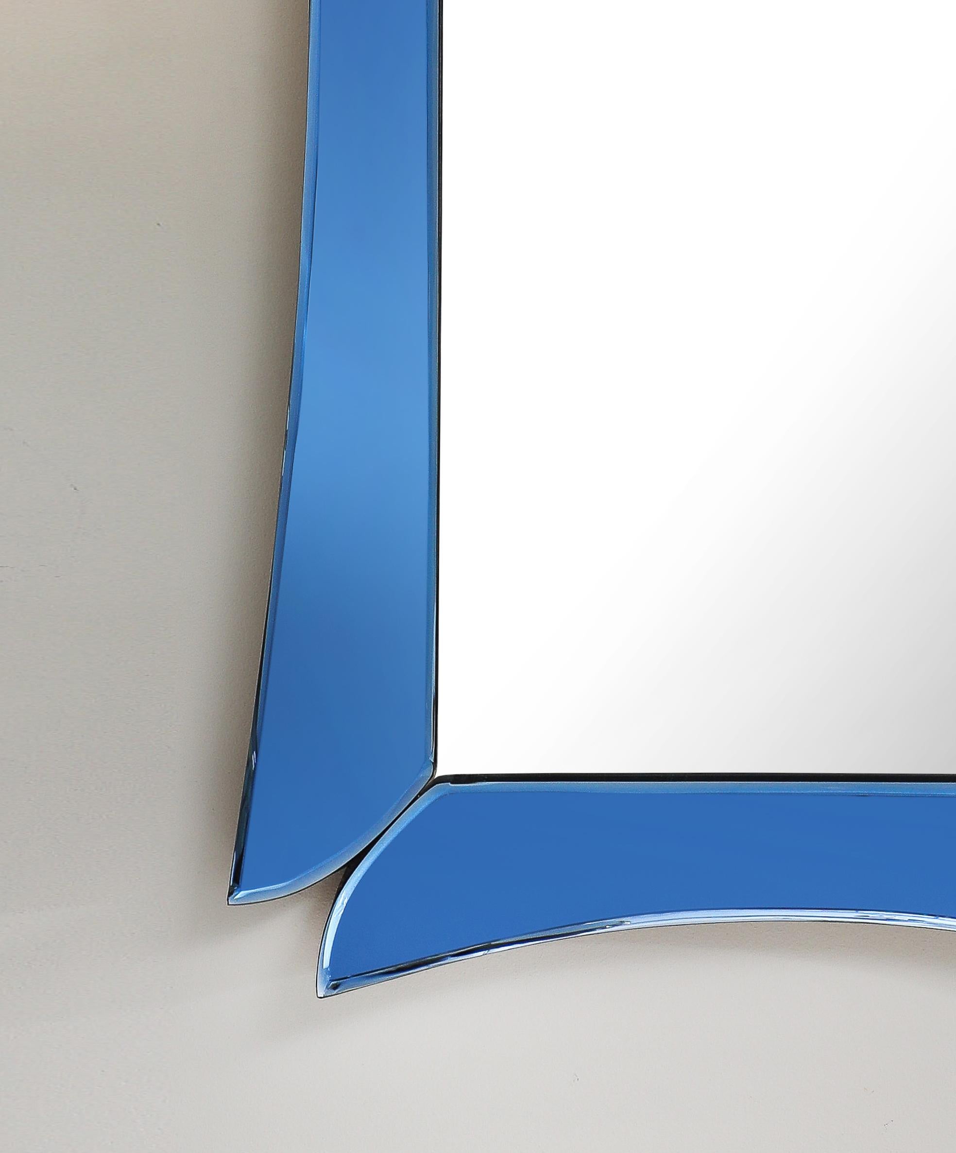 Miroir rectangulaire en verre bleu de Cristal Arte, Italie, années 1950 Bon état - En vente à New York, NY