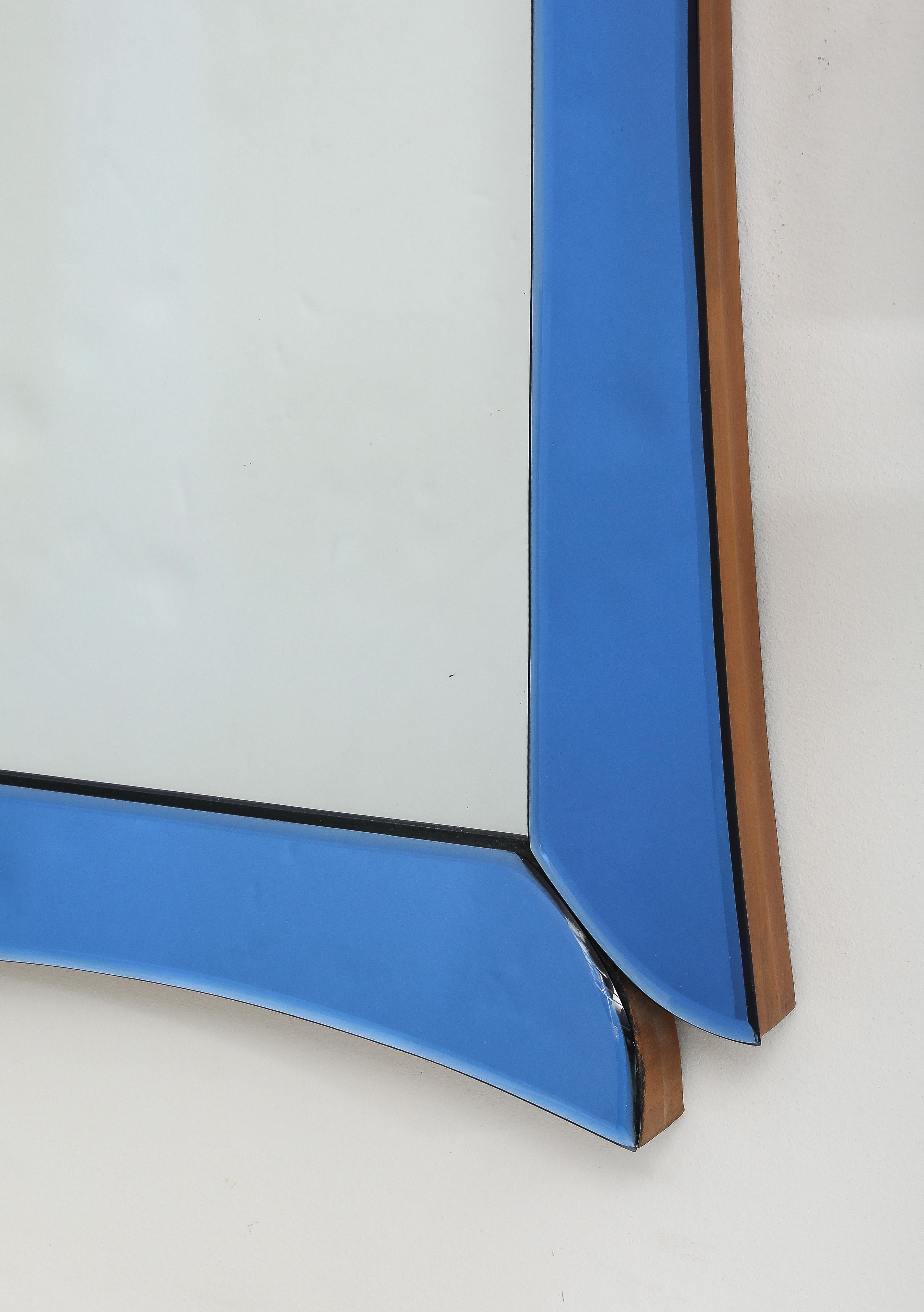 Verre taillé Miroir rectangulaire en verre bleu de Cristal Arte, Italie, années 1950 en vente