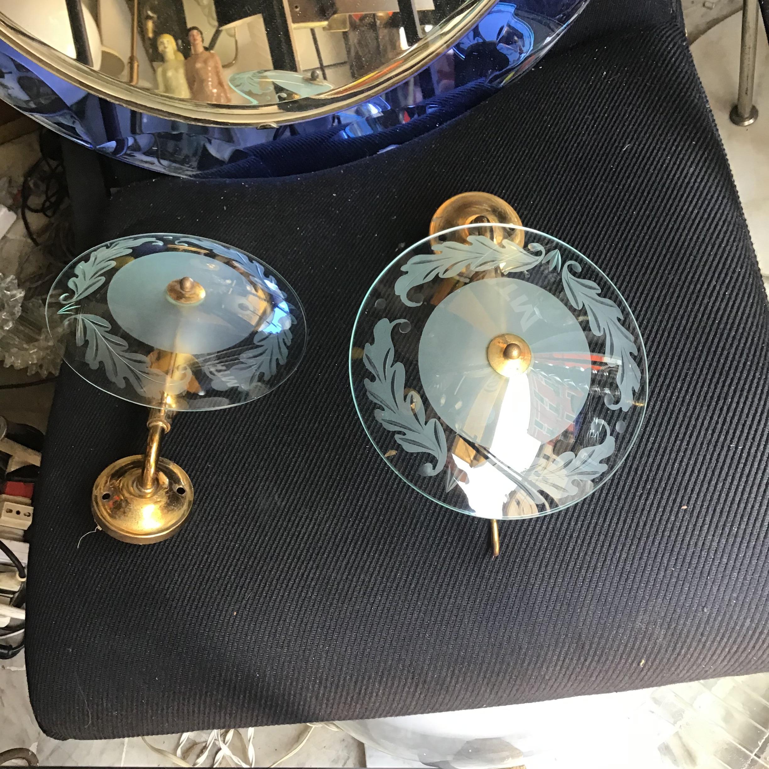 Milieu du XXe siècle Appliques d'art Cristal Laiton Verre 1950 Italie en vente