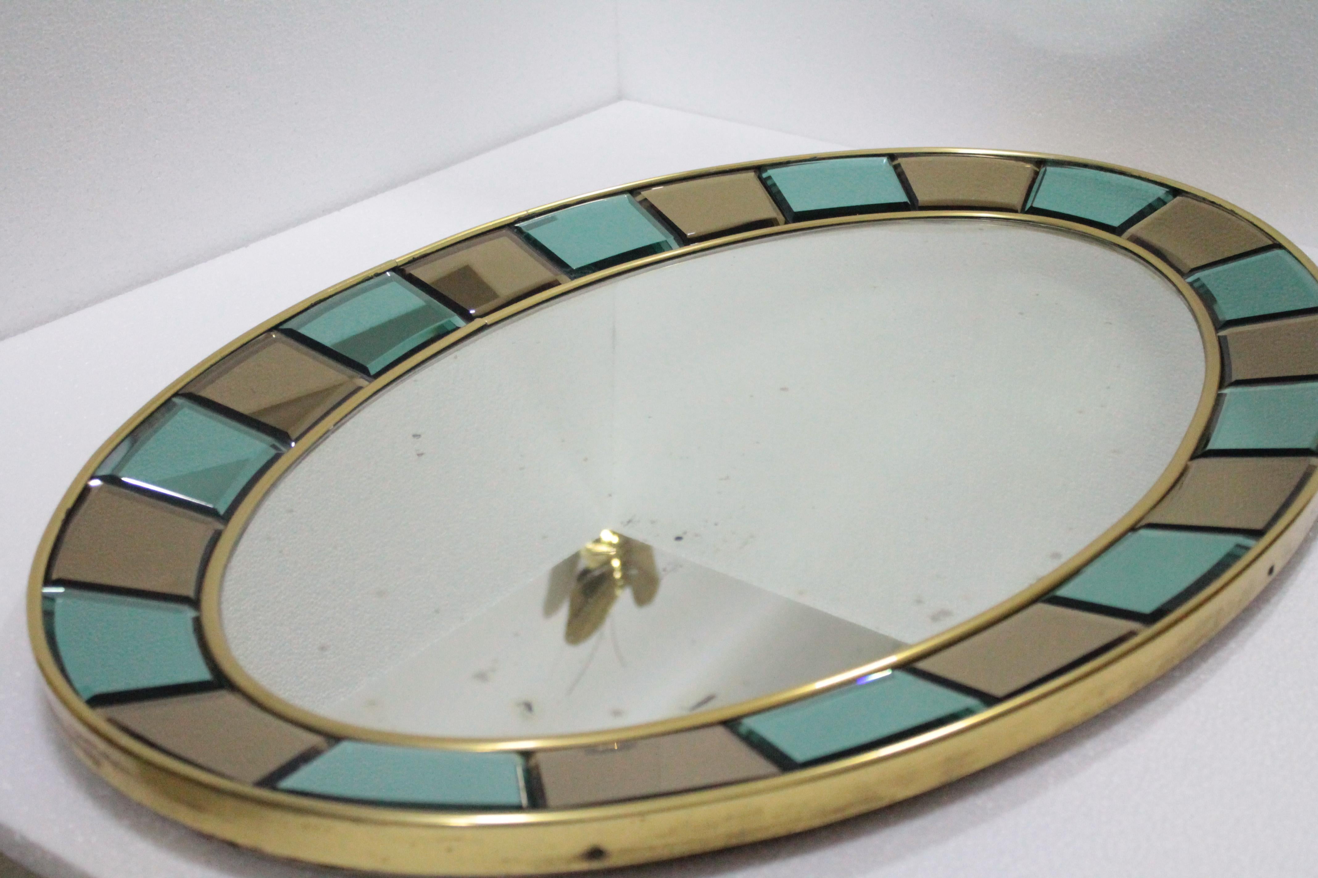 Mid-Century Modern Cristal Arte Bicolour Model 2727 Oval Wall Mirror, Italian 1960s Artglass