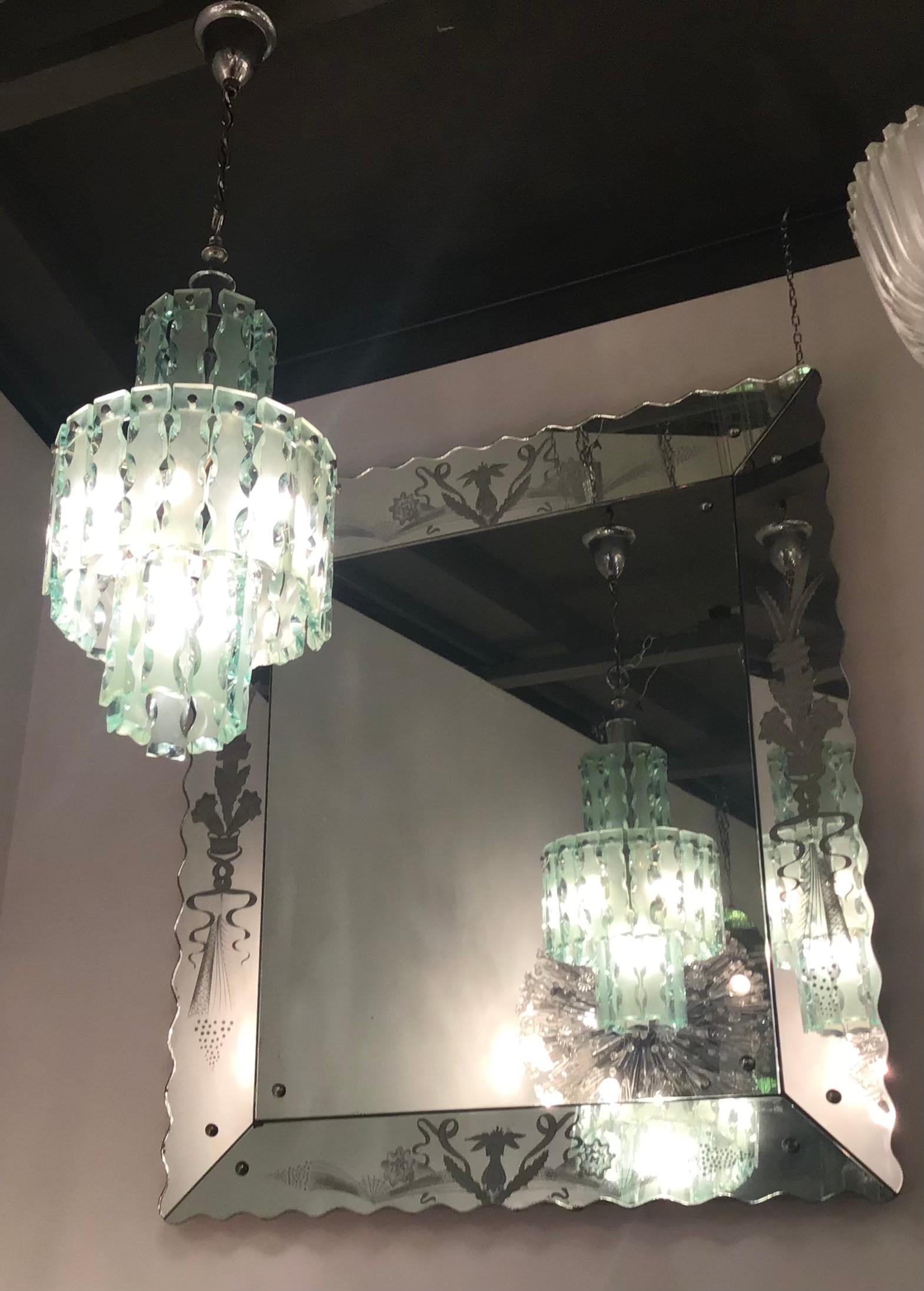 Cristal Arte Kronleuchter gehämmertes Glas vernickeltes Messing, 1955, Italien.