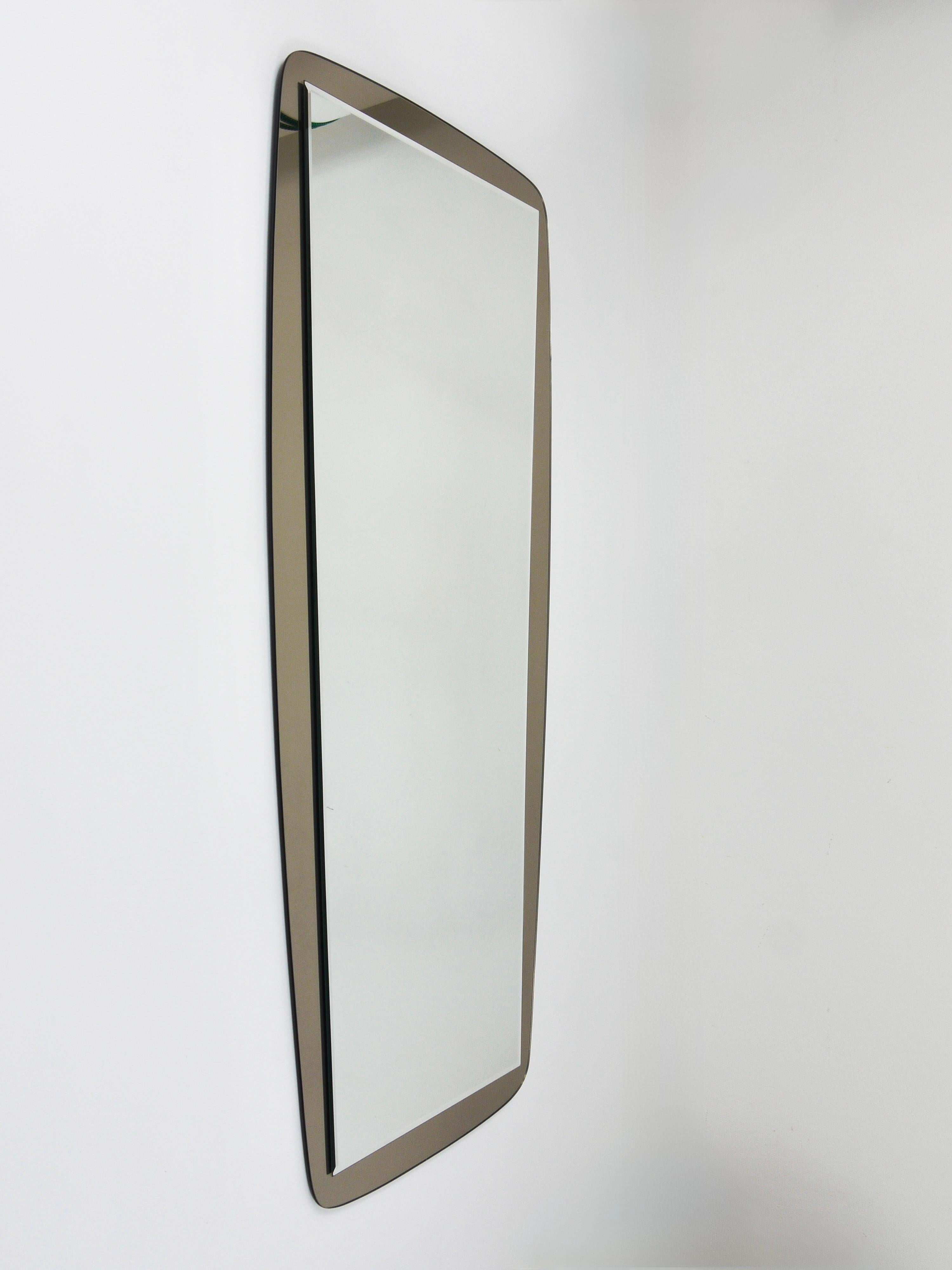 Cristal Arte Large Grey Mid-Century Wall Mirror, Italy, 1970s For Sale 1
