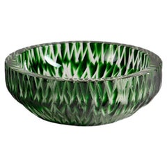 Cristal Benito, posacenere in cristallo verde tagliato a mano, Francia, 2023