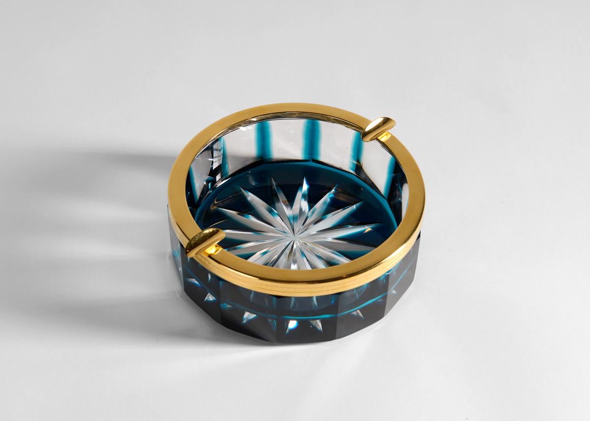 Cristal Benito, No 54 - Facet Cobalt, Handcut  Crystal Ashtray, France, 2023 In Excellent Condition For Sale In New York, NY