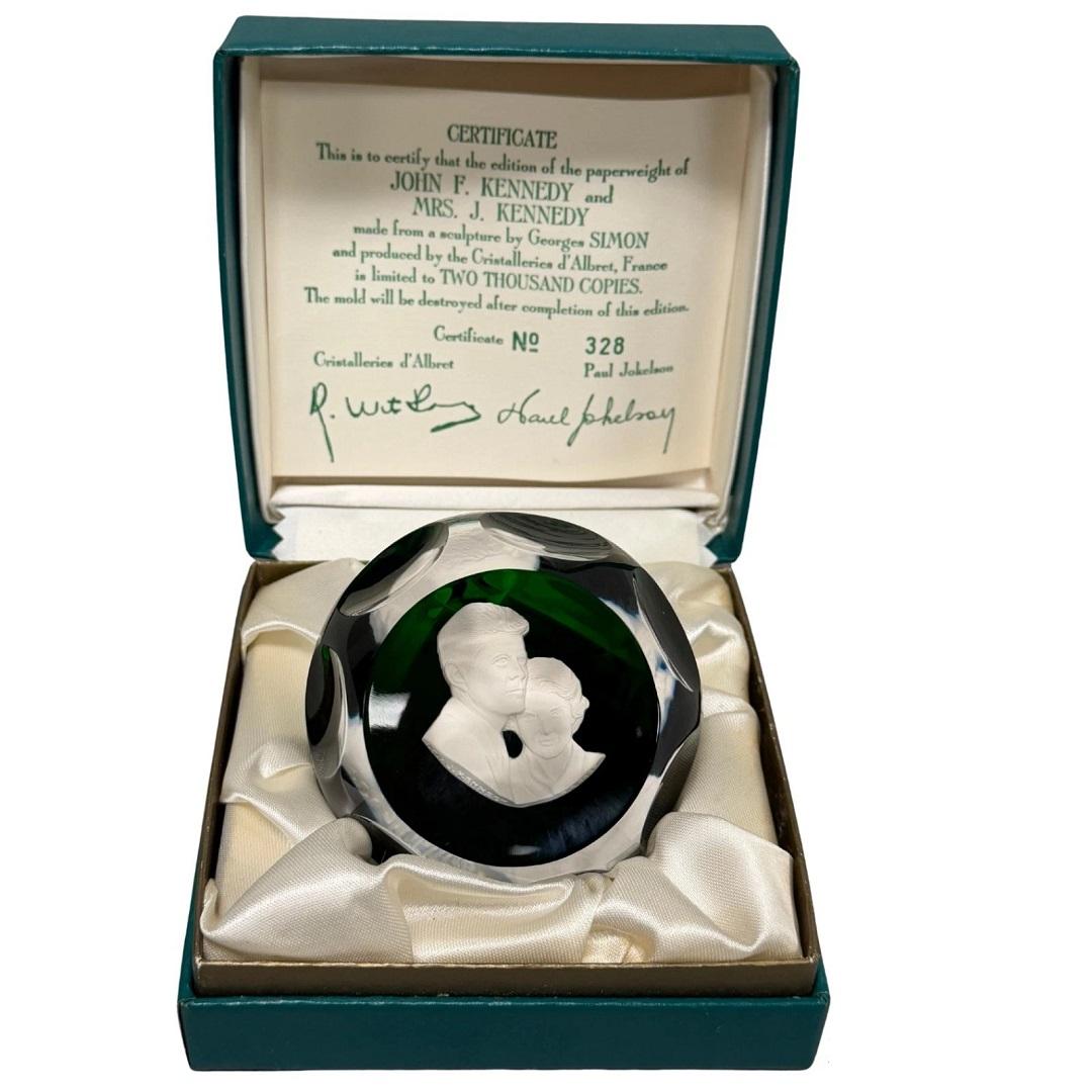 Cristal D'Albret France JFK Jackie Kennedy Sulphide Paperweight Faceted Green For Sale