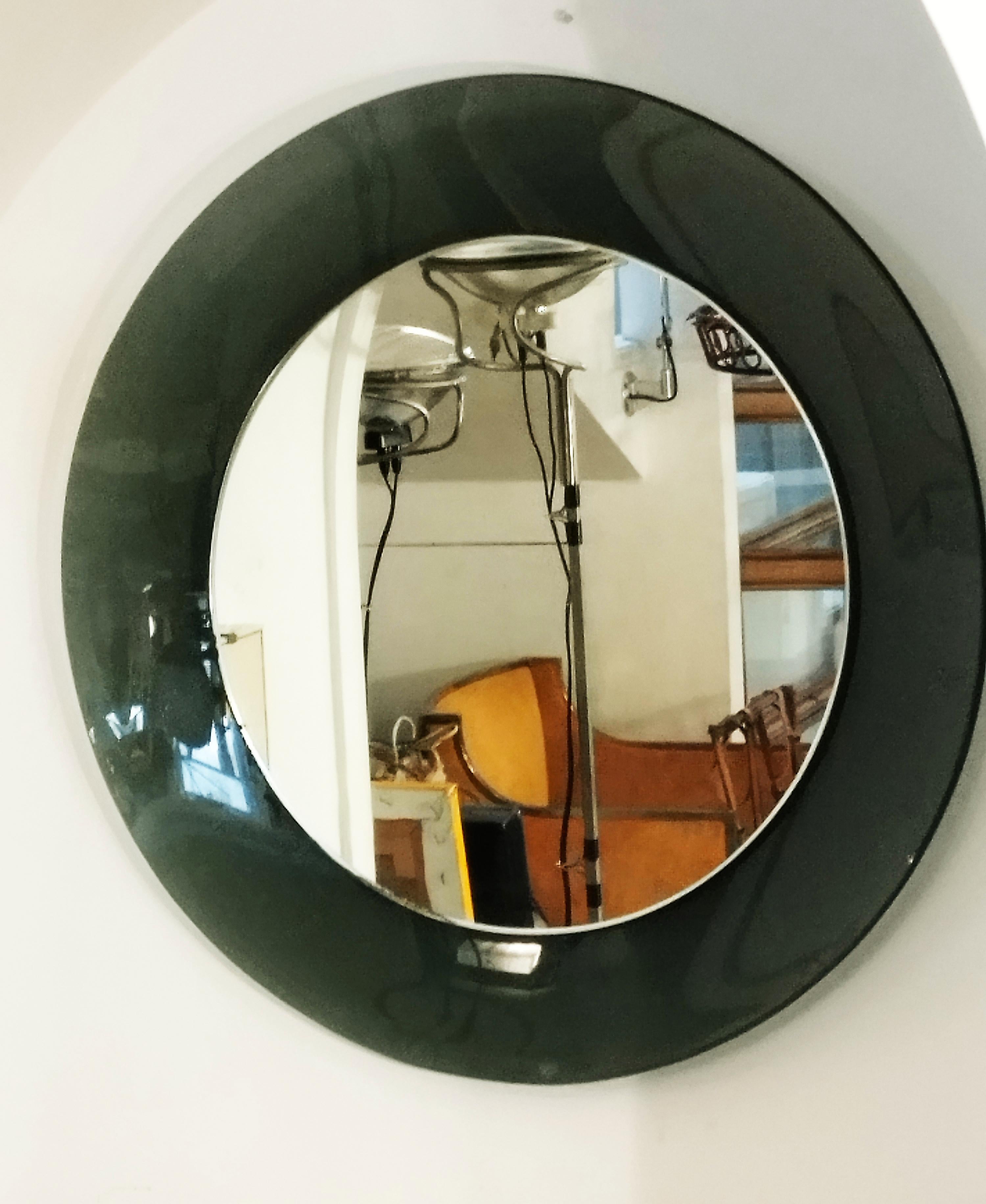 Cristal Labor Round Wall Mirror, Italy, 1960s In Good Condition For Sale In Naples, IT