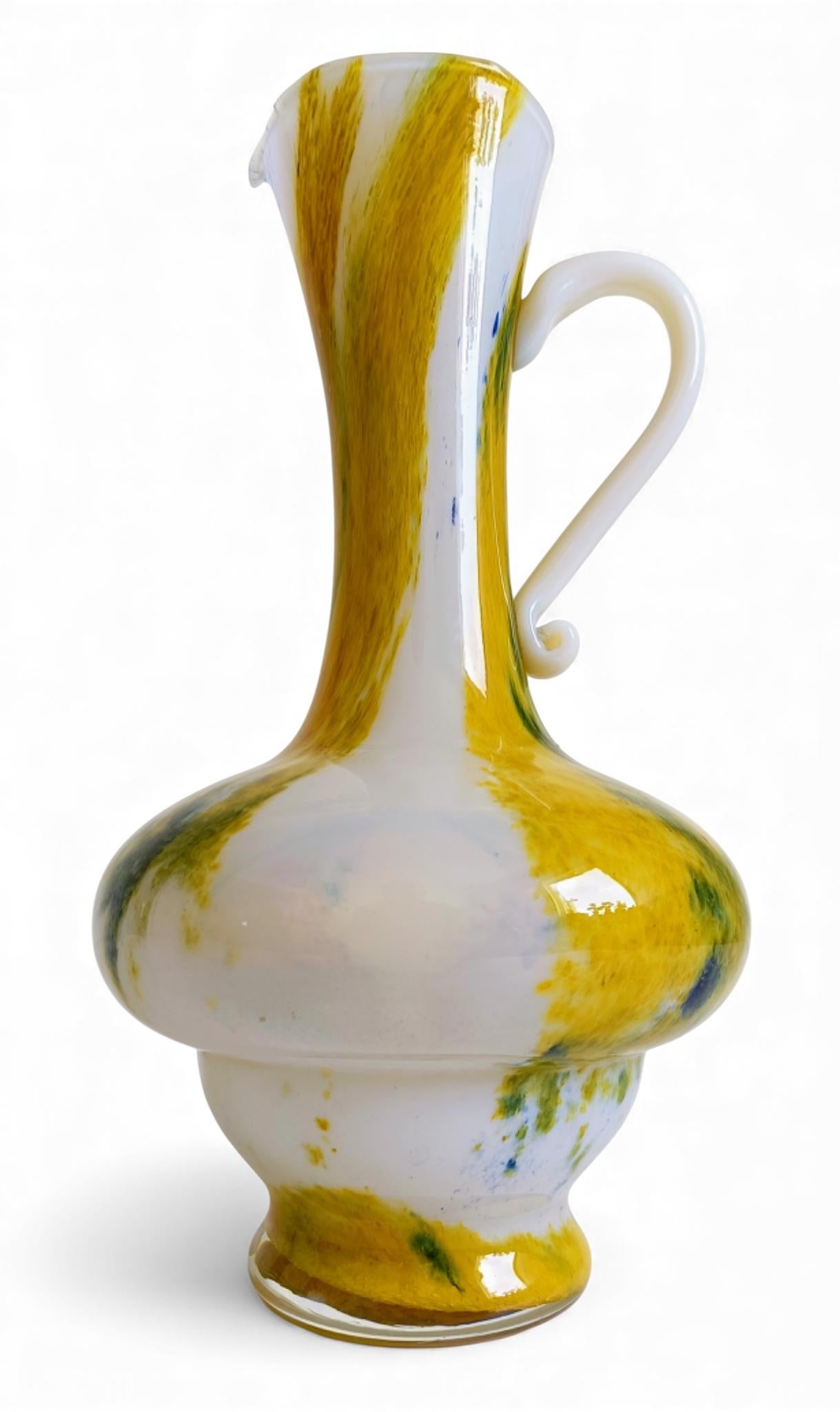 Cristallerie de Clichy White and Yellow Opaline Pitcher Vase, Early 20th Century For Sale 5