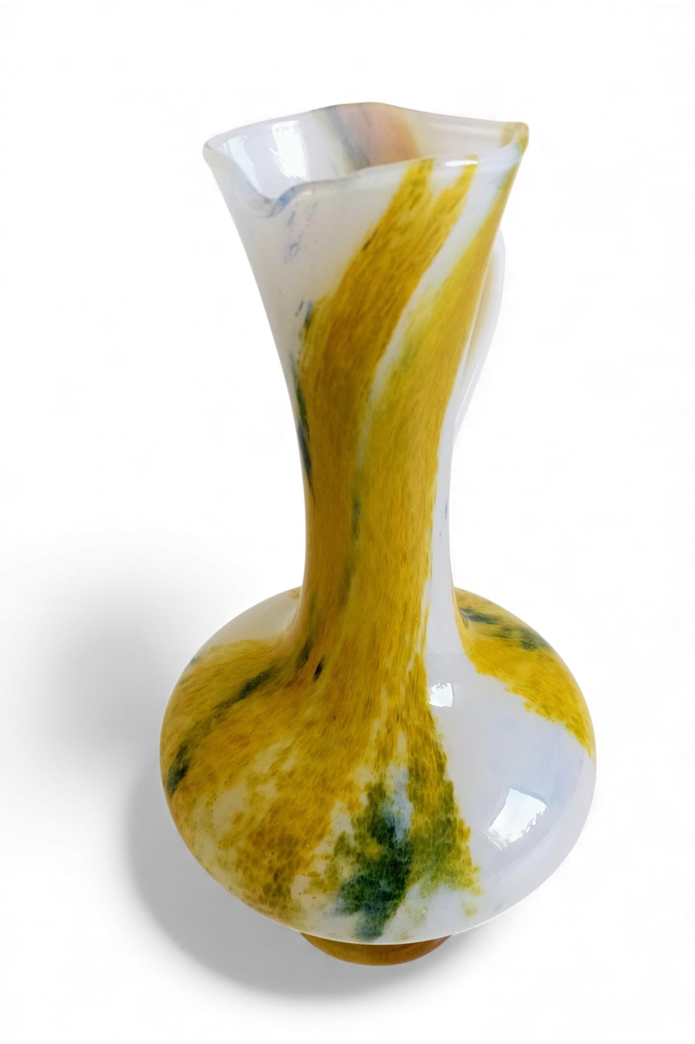 Cristallerie de Clichy White and Yellow Opaline Pitcher Vase, Early 20th Century For Sale 6