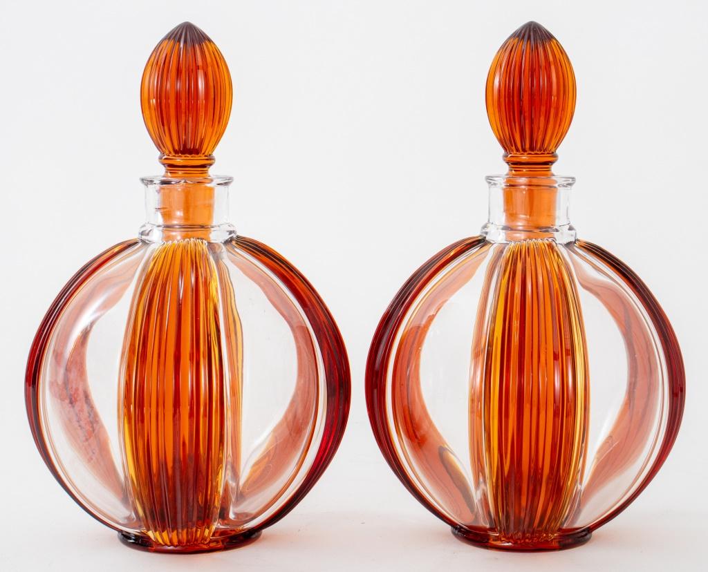 Cristallerie Royales de Champagne Decanters, Pair In Good Condition In New York, NY