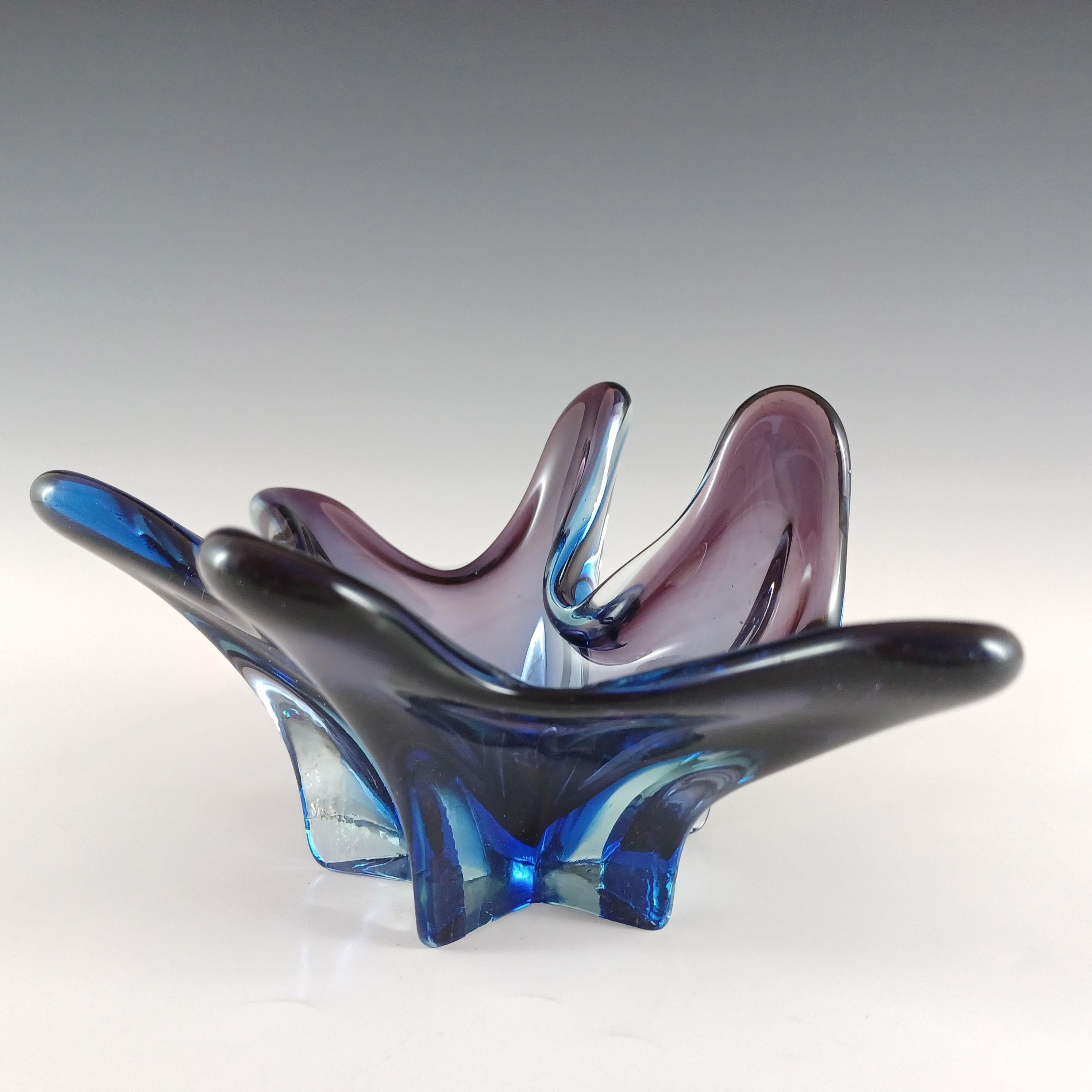 Milieu du XXe siècle Cristallo Venezia CCC Murano Purple & Blue Sommerso Glass Bowl (bol en verre violet et bleu) en vente