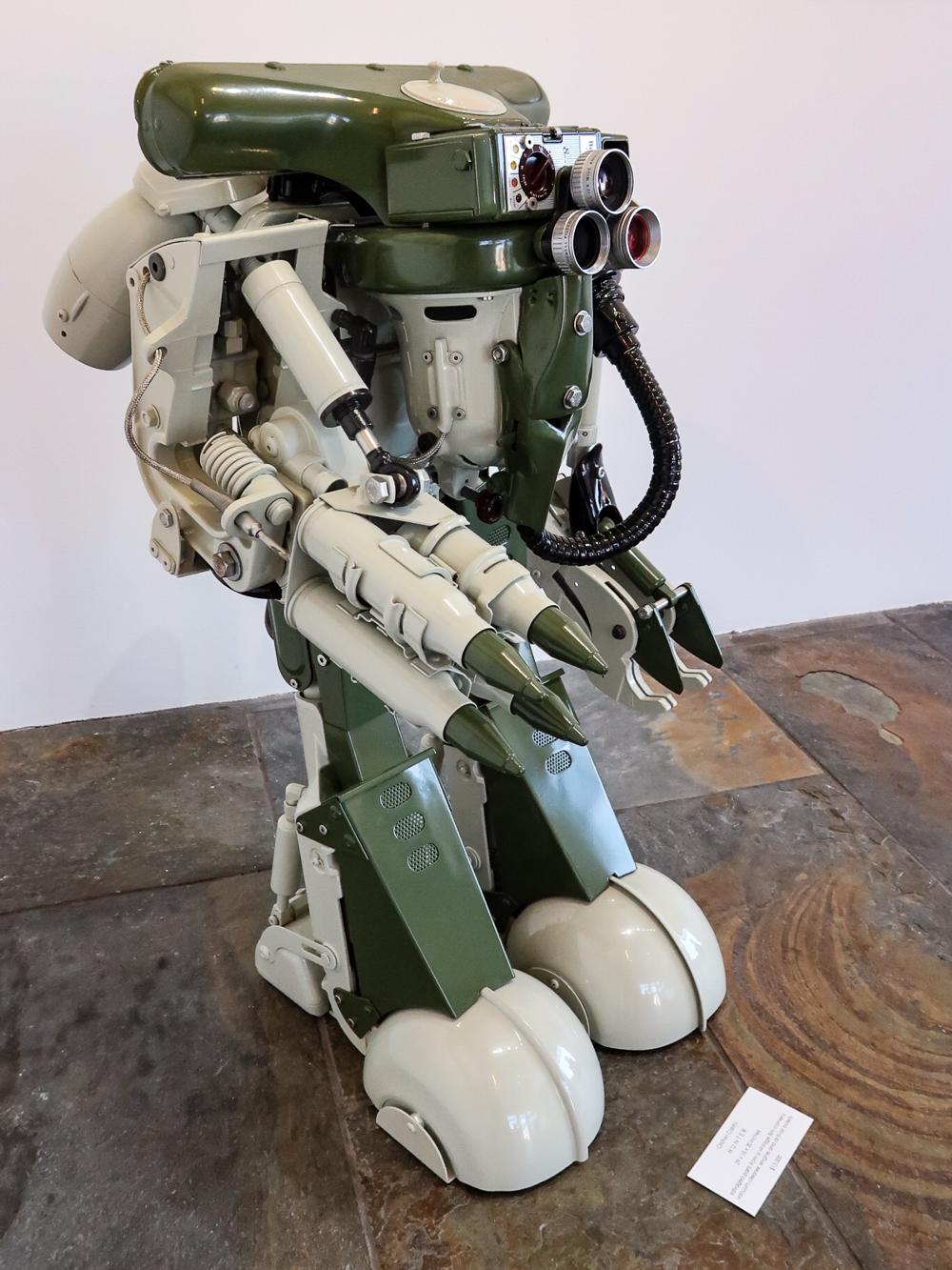 HUNTER - Contemporary Sculpture by Cristian Castro