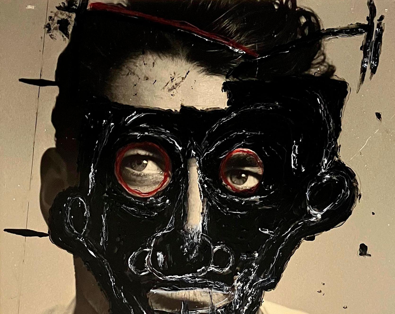 This artwork was created by the artistic duo Hunter & Gatti (2010–2023). These works are part of the archive managed and exhibited by Cristian Hunter.
The artist's technique consists of the use of two prints, the first print is the original