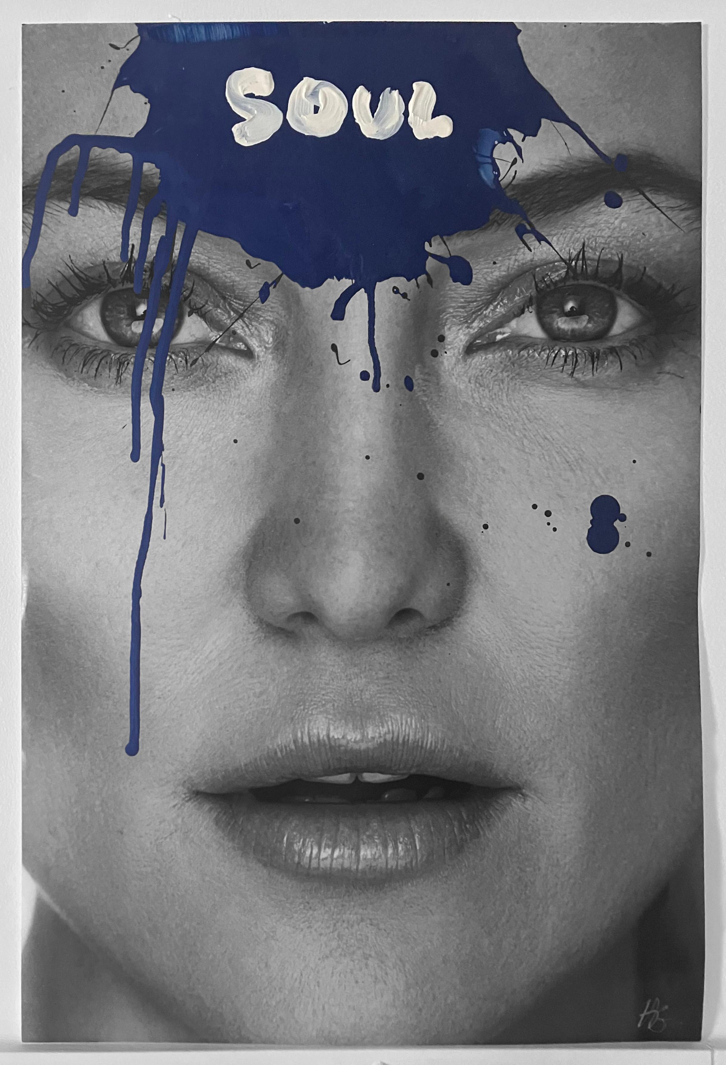 Quest'opera d'arte è stata creata dal duo artistico Hunter & Gatti (2010-2023). Queste opere fanno parte dell'archivio gestito ed esposto da Cristian Hunter.
La tecnica dell'artista consiste nell'utilizzo di due stampe: la prima è la fotografia