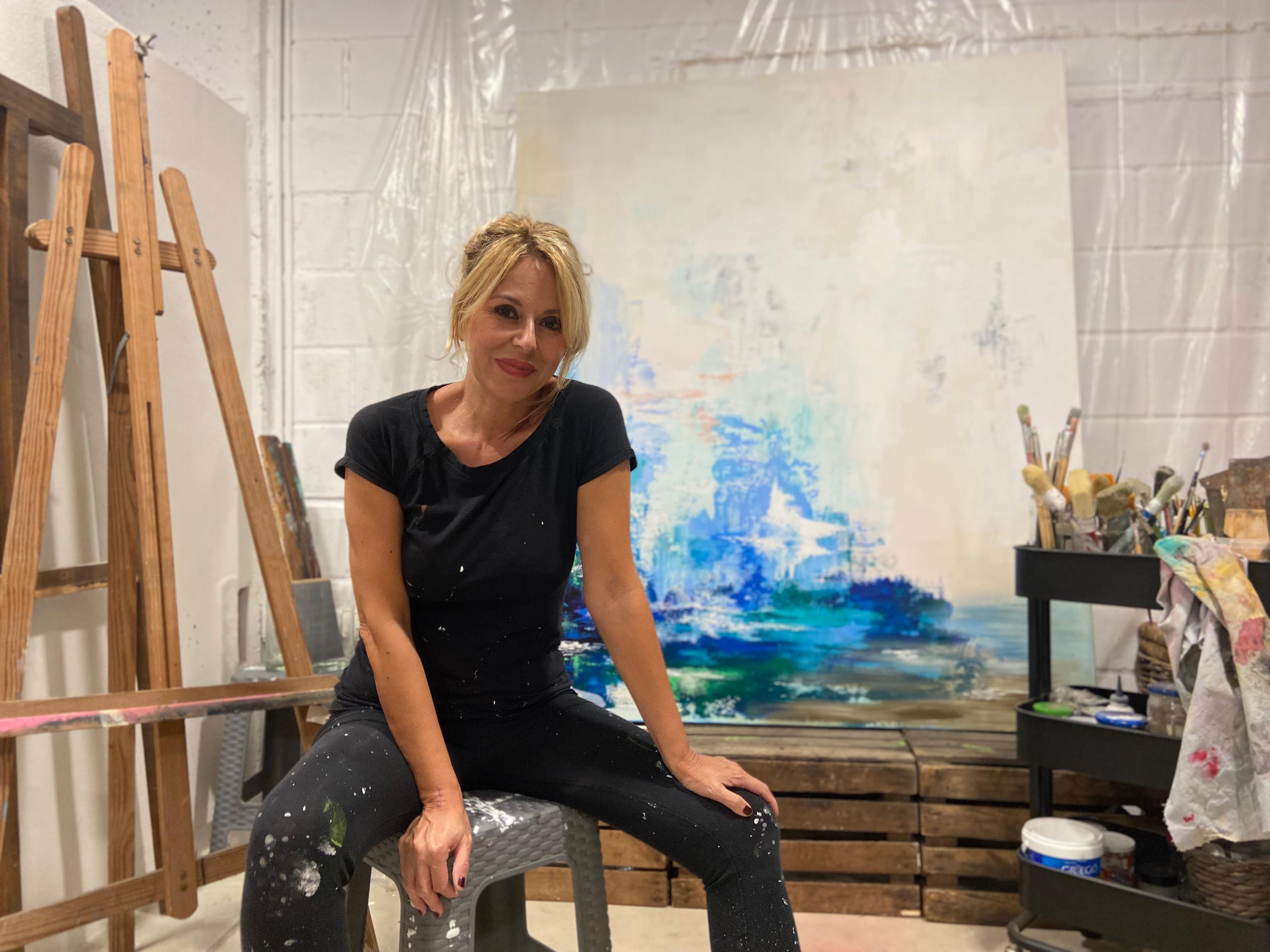 
About the Artist

After living several years outside Spain, in cities like Bangkok (Thailand), or Dusseldorf (Germany), currently Cristina Estañ, lives and works in Alicante (Spain).

Multidisciplinary artist, trained in Art and Fashion (ESED,