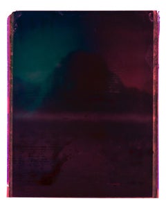 Ein Berg und ein See - Contemporary, Polaroid, 21. Jahrhundert, abstrakt