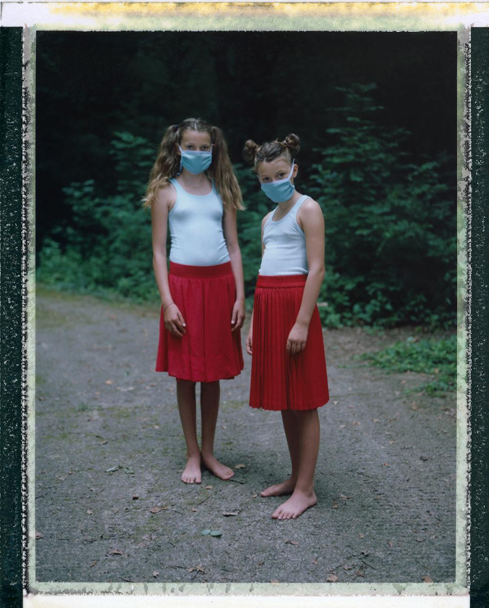 India y Gaëlle, Verano 2020 - Polaroid, Fotografía, Infancia. Siglo XXI