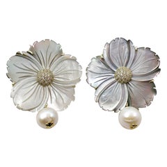 Vintage Cristina Sabatini Mother of Pearl & Fresh Water Pearl Floral Earrings 