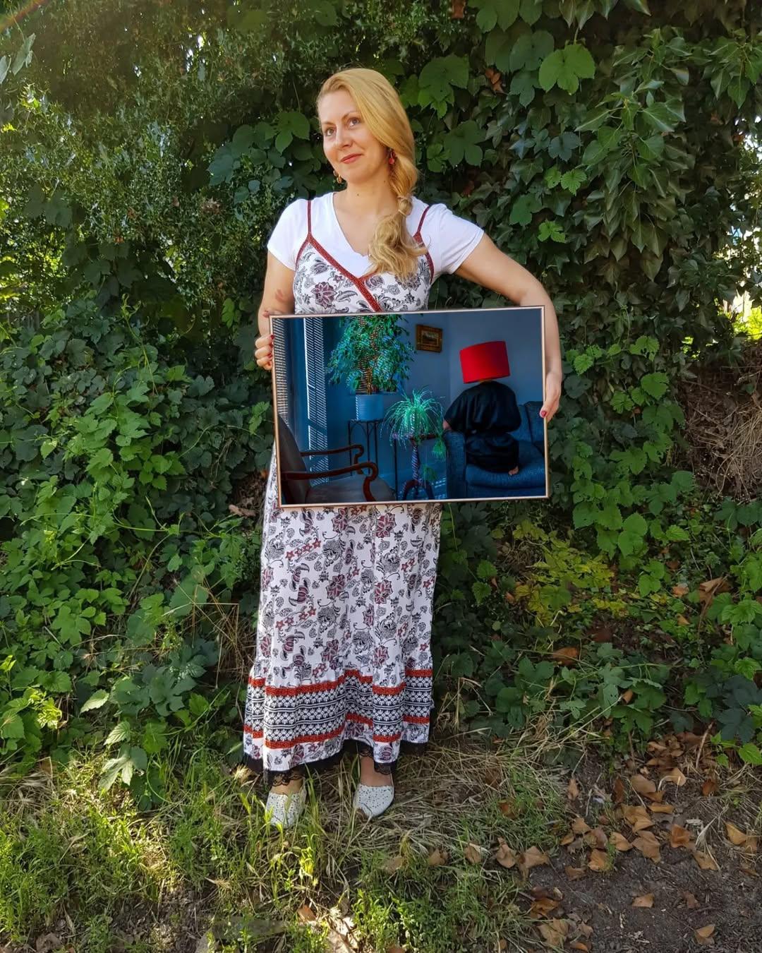 Florence Lightingale (Couchsurfing-Serie) (Alte Meister), Photograph, von Cristina Schek