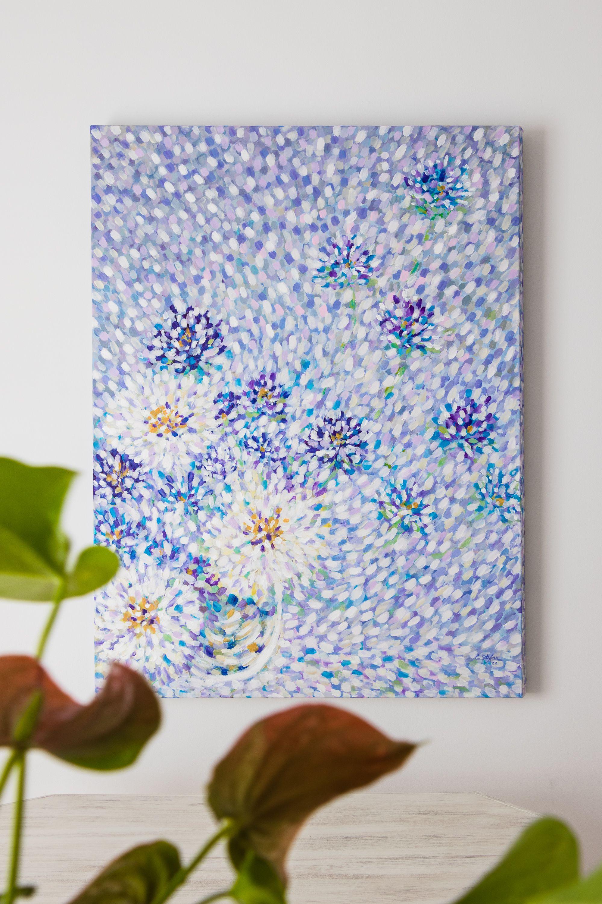 Floral composition - Vase with Flowers    This painting has been inspired by a vase with flowers but also by the violet color palette of the pantone 2022 ...    This artwork is made with acrylic painting on canvas and is composed of hundreds of