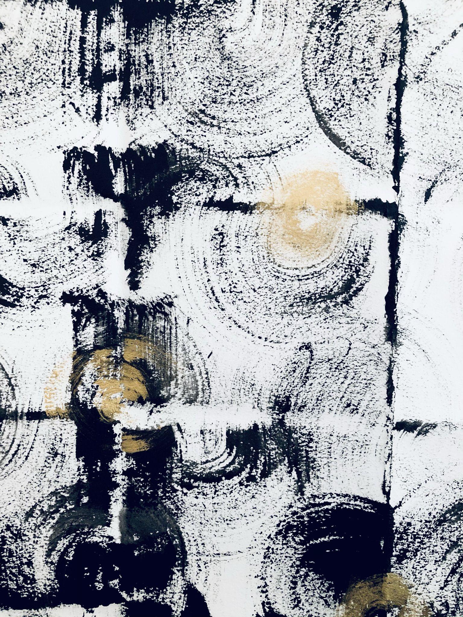 Mnemonic codes # 004    This original abstract painting in black and white with metallic gold accents, has been created with acrylic painting on heavy-duty oil paper made in France.    The artist folded and unfolded the paper before to apply the