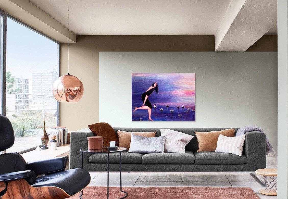 Femme avec des lys d'eau, peinture, acrylique sur toile en vente 1