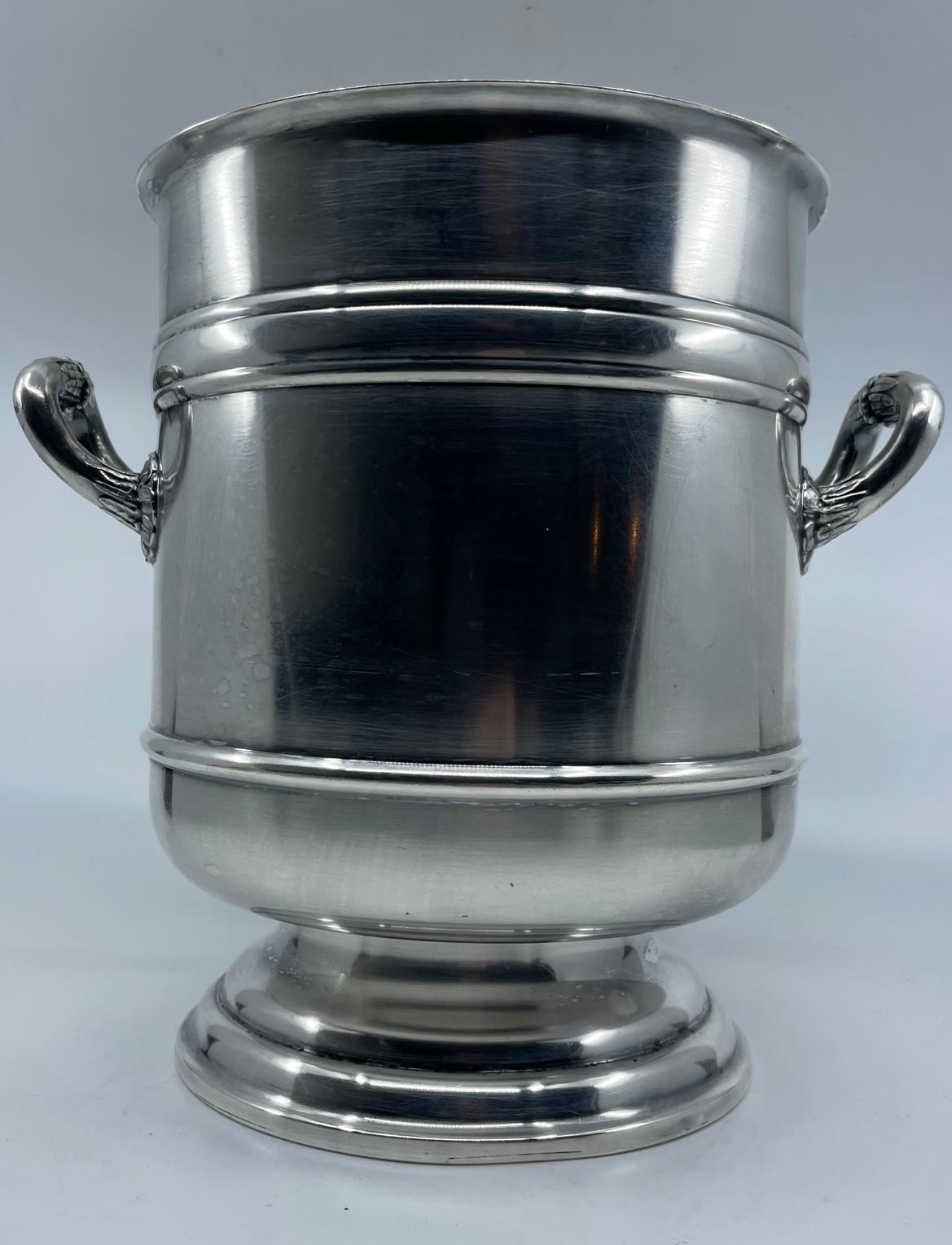 Cristofle Silver Champagne Ice Bucket In Good Condition For Sale In New York, NY