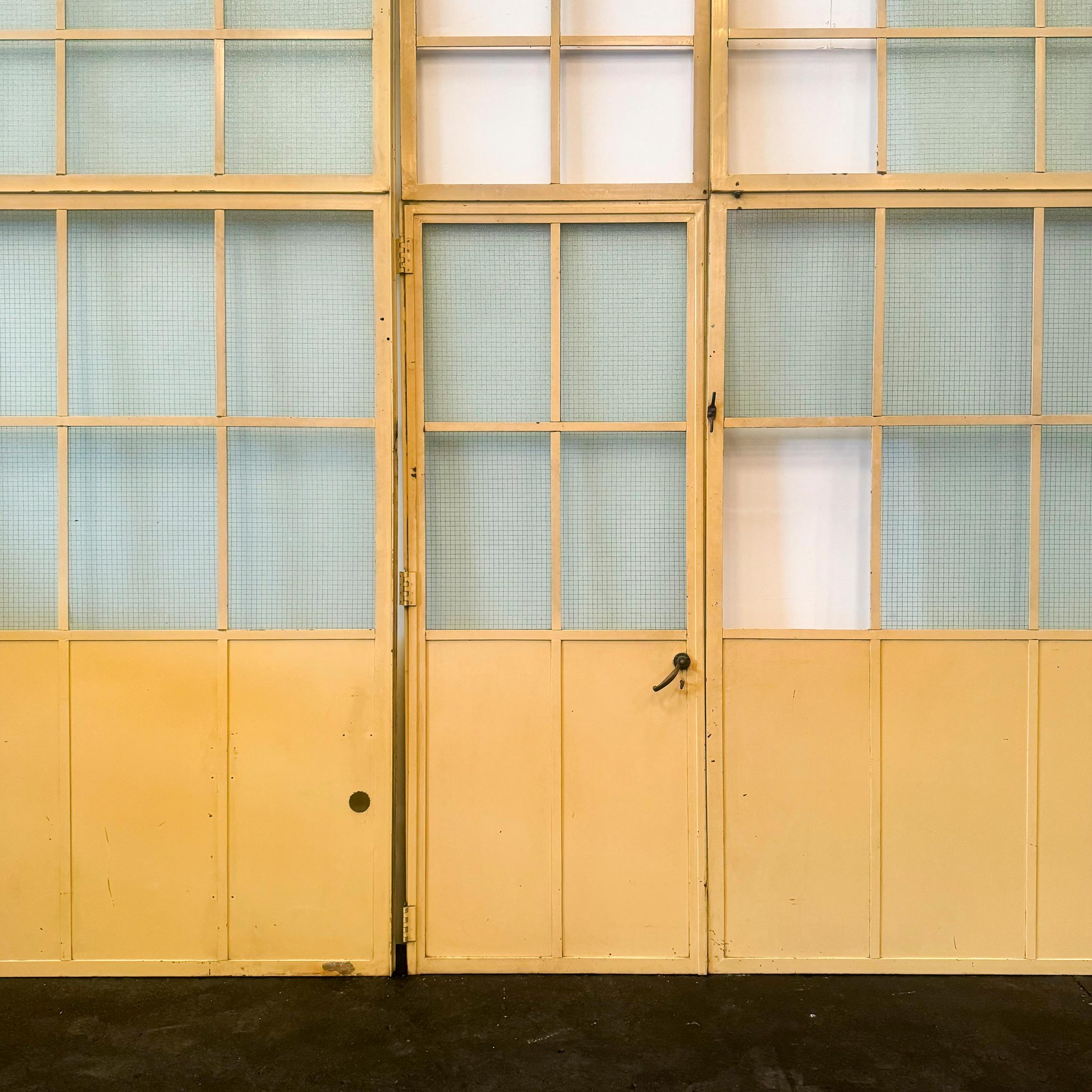 Schermo divisorio Crittle Window - 340,5cm x 287cm in vendita 2