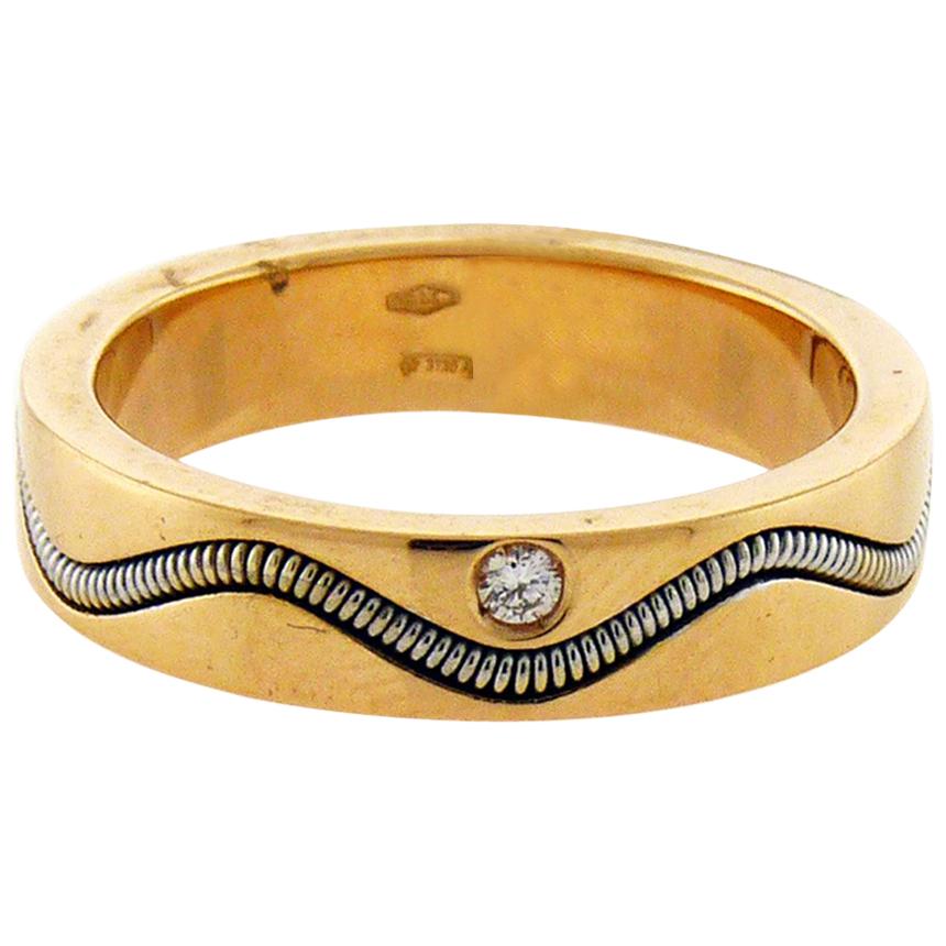 Crivelli 18 Karat Gold One Diamond Ring