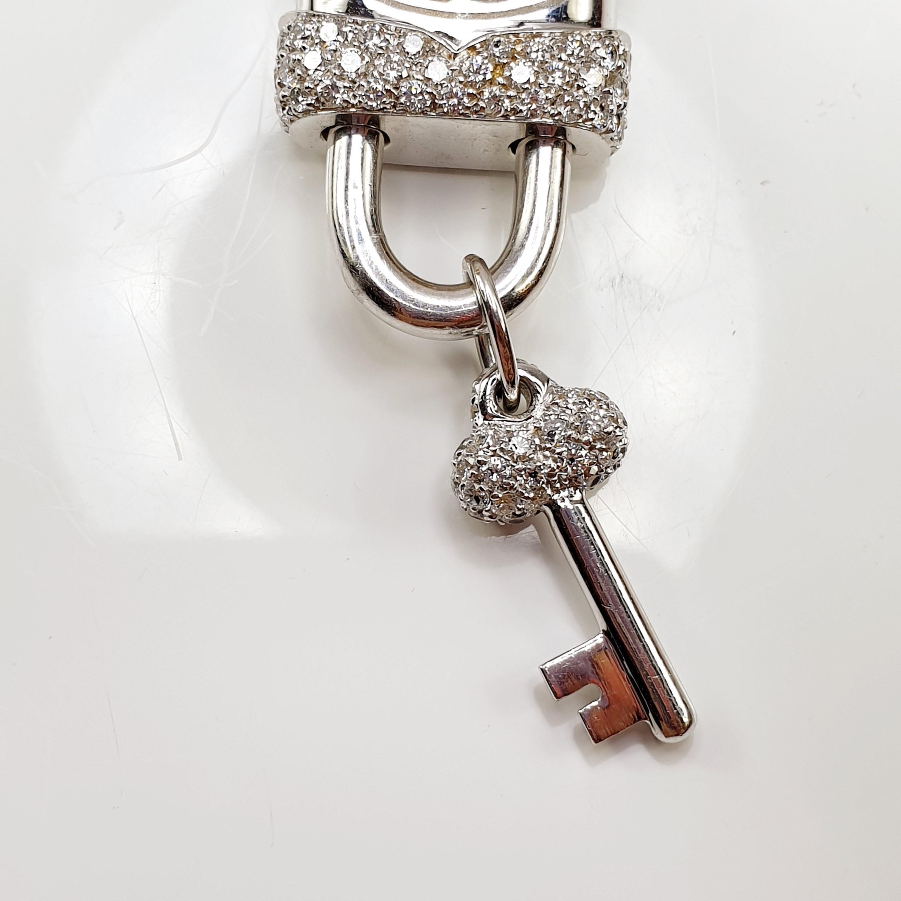Contemporary Crivelli Charm Link Lock Pendant or Closure 18 Karat Gold Diamonds Open Close