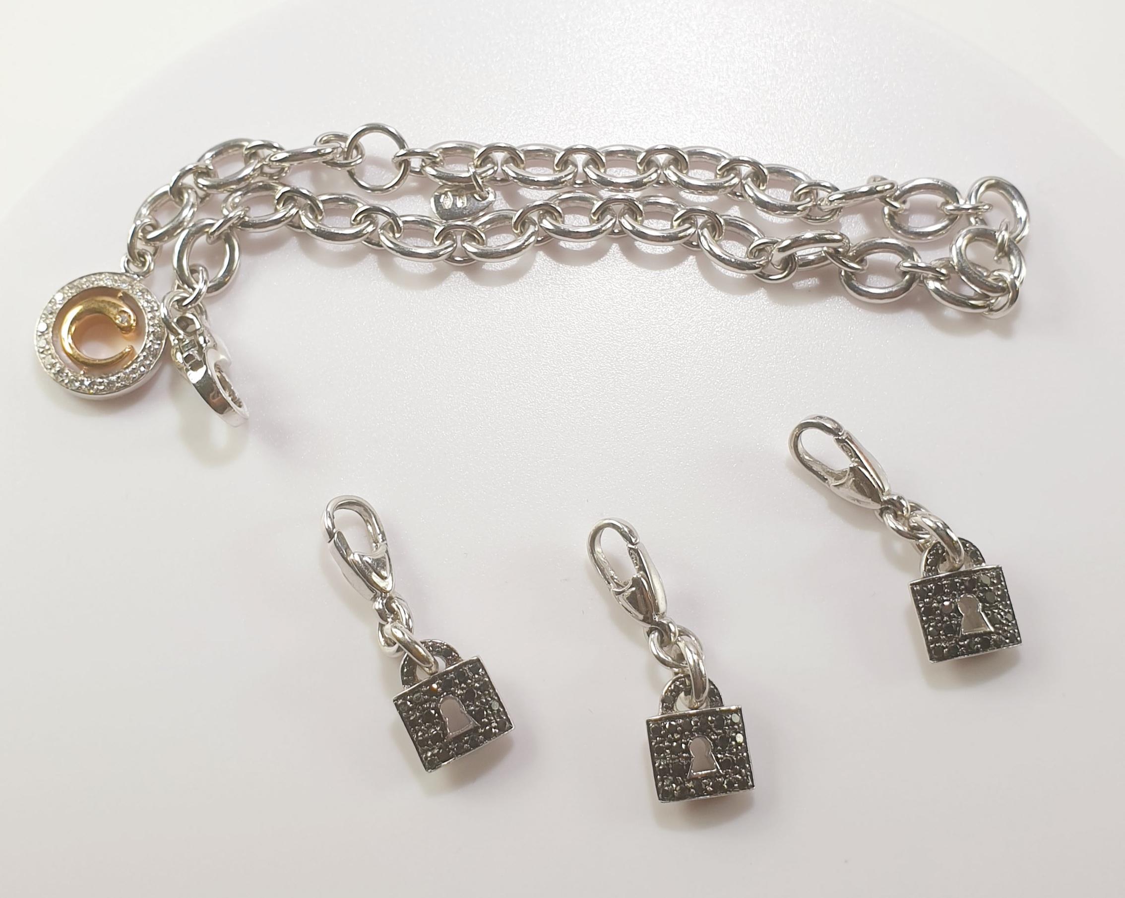 Contemporary Crivelli Lock Charm Bracelet in 18 Karat White Gold and White and Black Diamonds For Sale