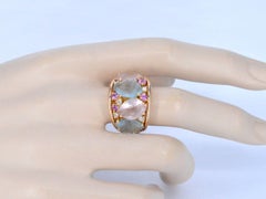 Crivelli - Roségoldring mit barocken Edelsteinen.