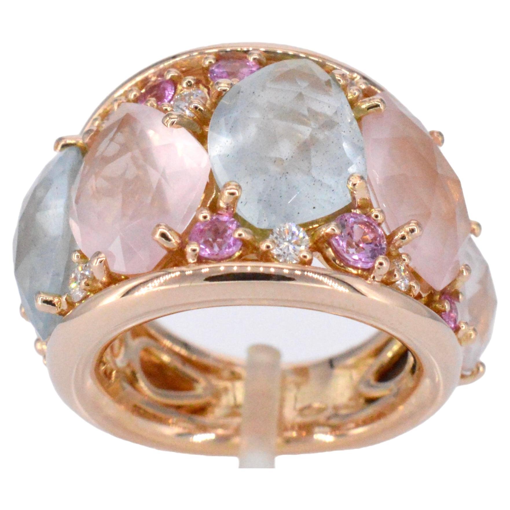 Bague Crivelli - Or rose avec pierres précieuses baroques. en vente