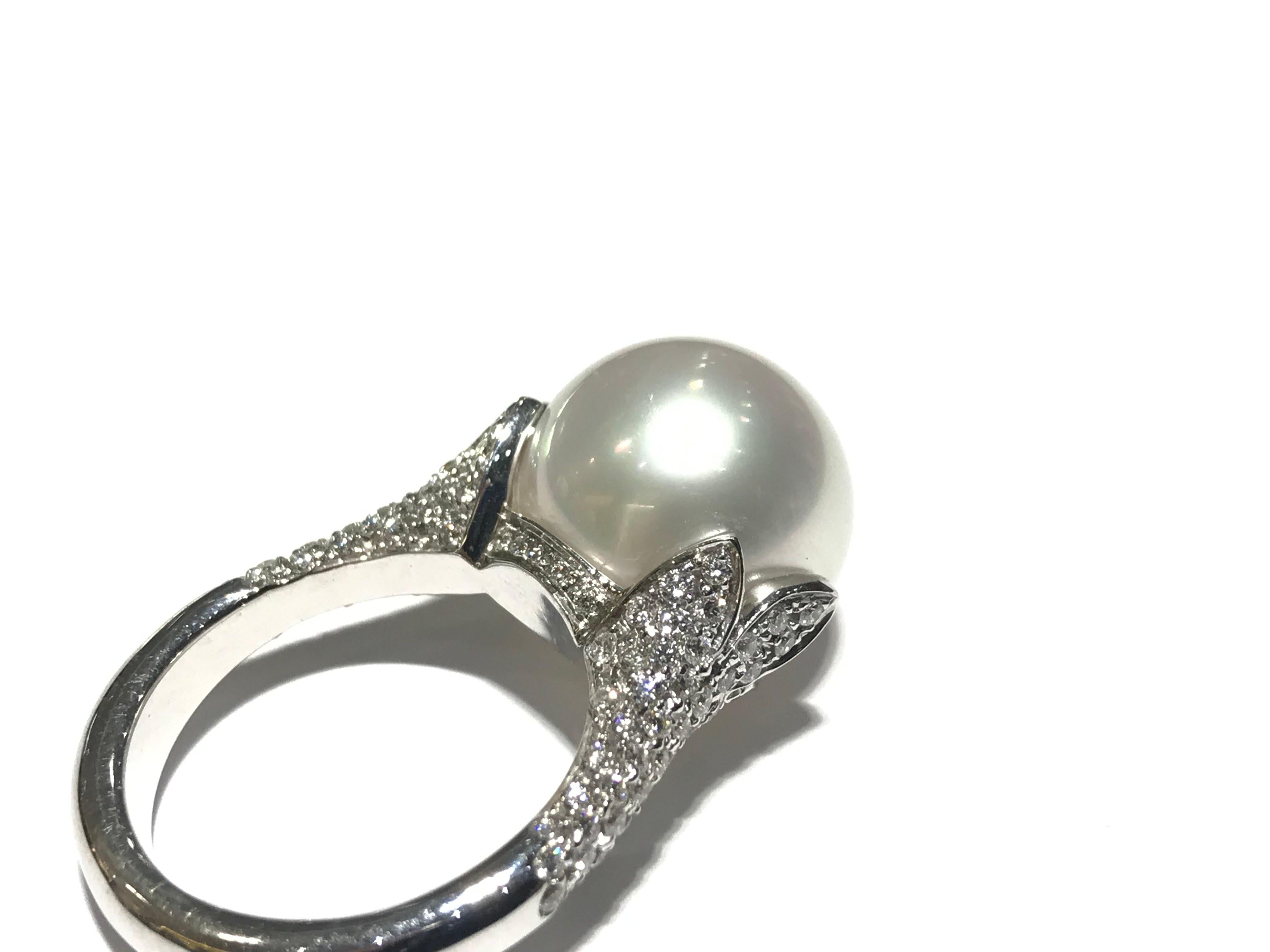 Round Cut Crivelli South Sea Pearl with Diamond Setting in 18 Karat White Gold For Sale