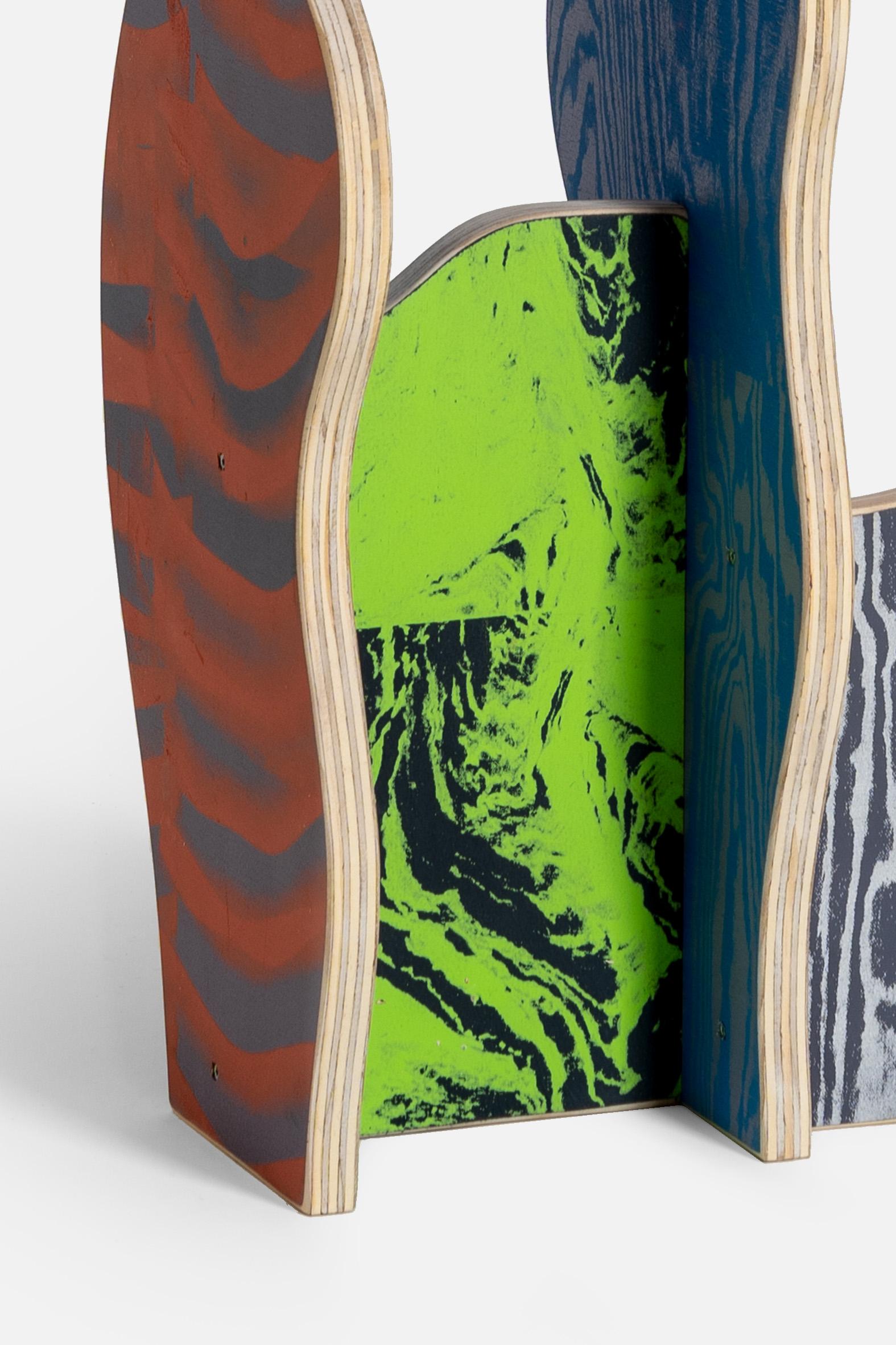 Fait main CRLL n°136 / Tabouret / Impression colorée de soie sur contreplaqué en vente
