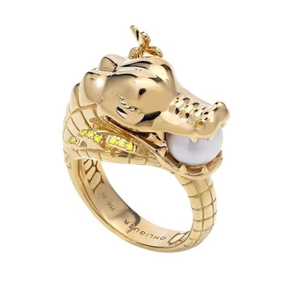 For Sale:  Croc Ring with Australian Akoya Pearl in 18ct Yellow Gold with yellow diamonds 2