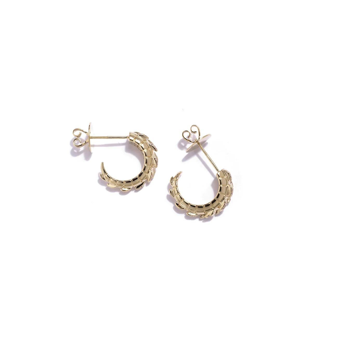 Croc Tail Hoops in 18ct White Gold with White Diamonds For Sale 4