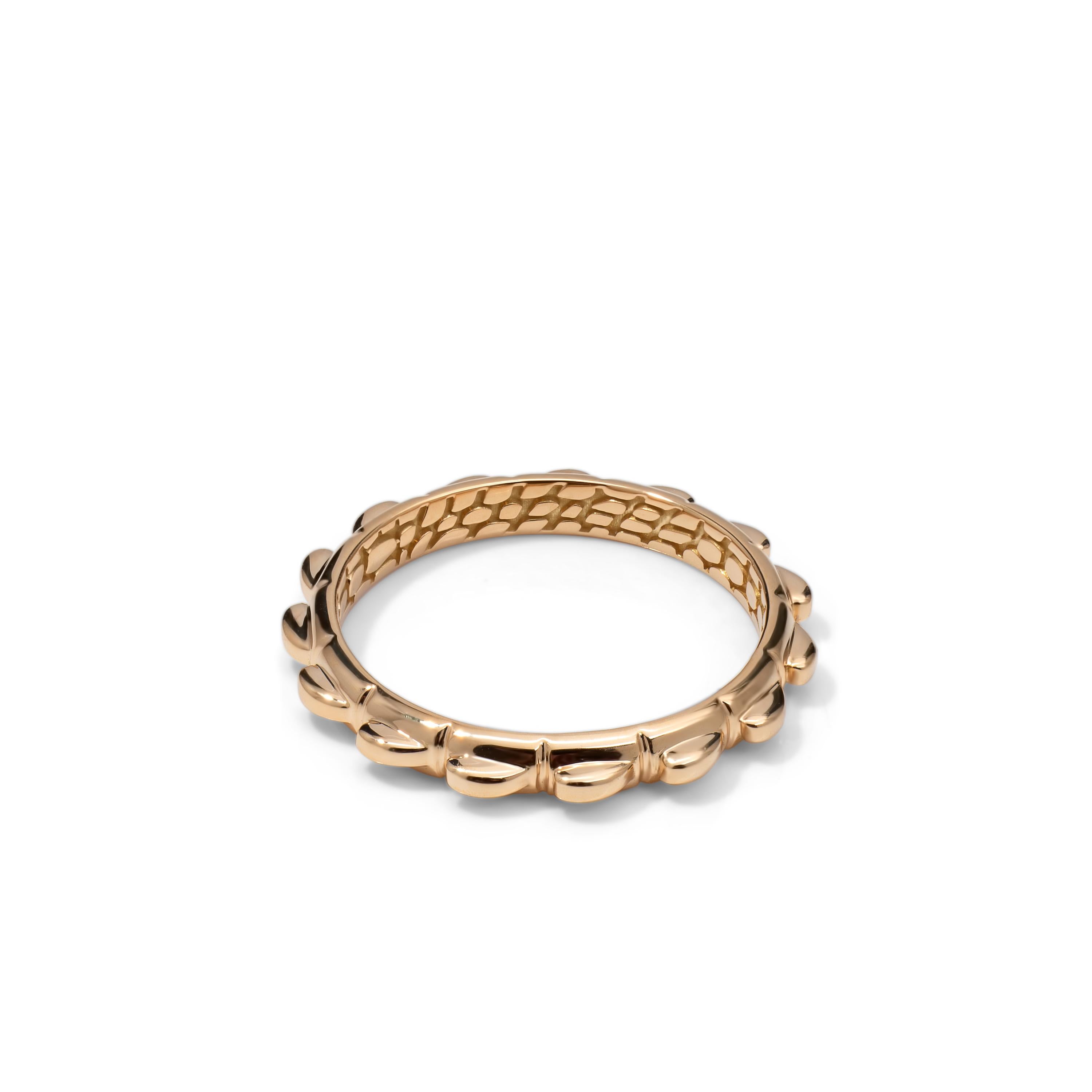 For Sale:  Spiked Croc Tail Stacker Ring in 18ct Rose Gold with filigree 8