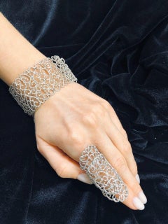 Crochet Fine Jewelry White Diamond 18 Karat Gold Bracelet