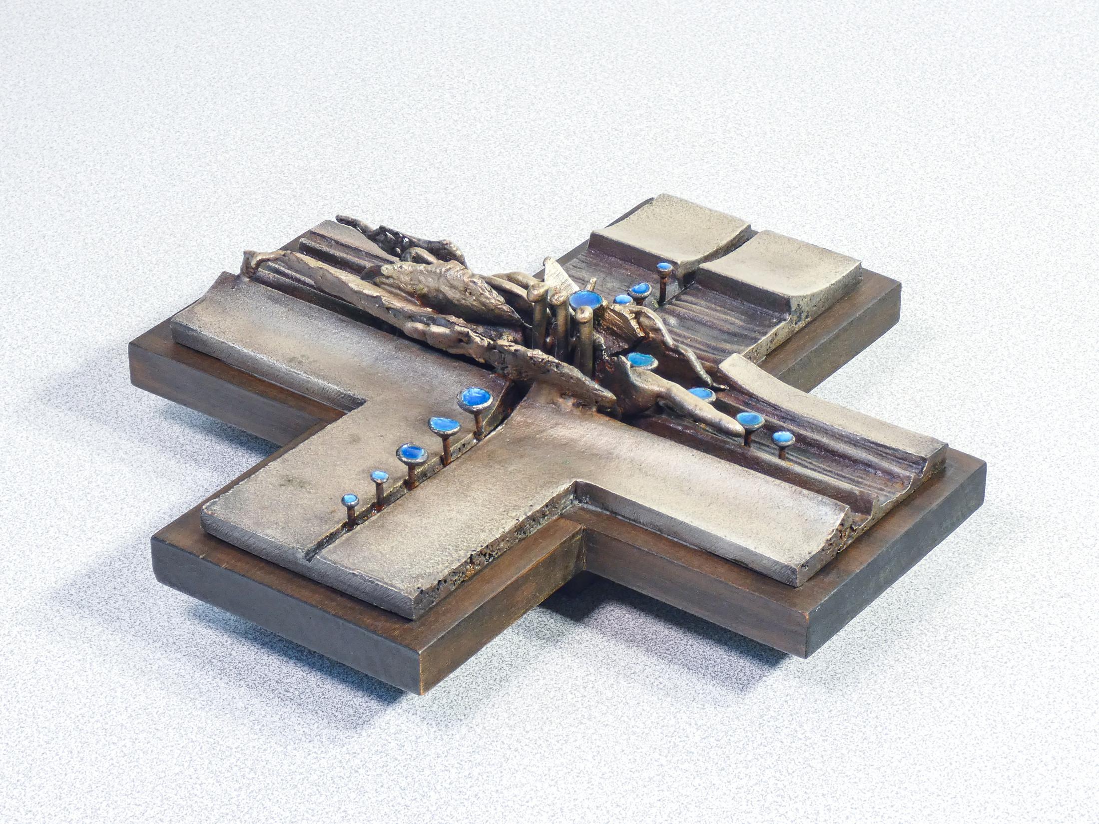 Mid-20th Century Metal and enamel crucifix, signed DEL CAMPO. Turin, 1960s For Sale