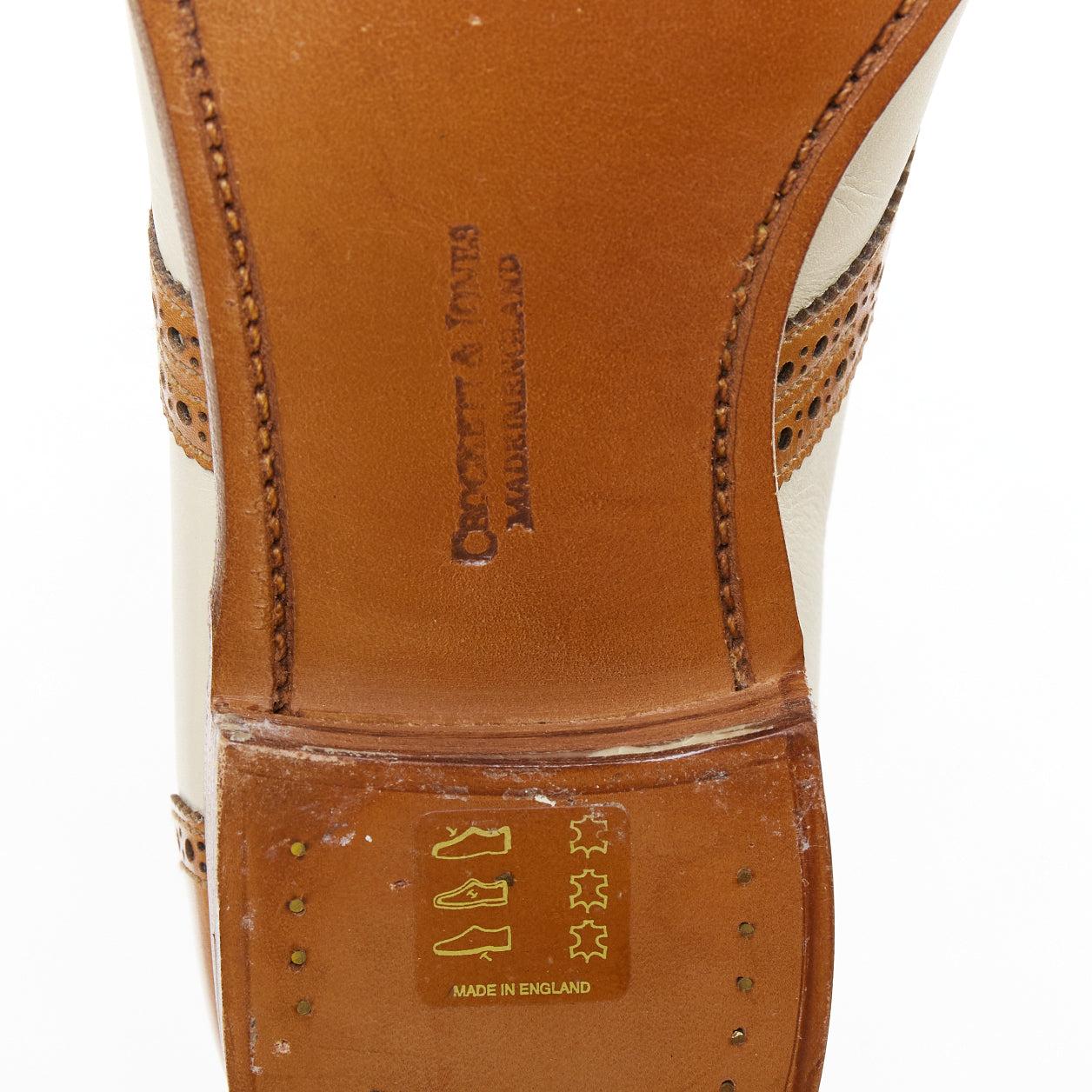 CROCKETT AND JONES Alice Browne brogue à bouts papillons en cuir marron nude UK7 EU40 en vente 5