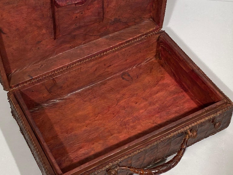 Crocodile　　CASE　ANTIQUE Crocodile Alligator Leather Hornback Suitcase Storage Case